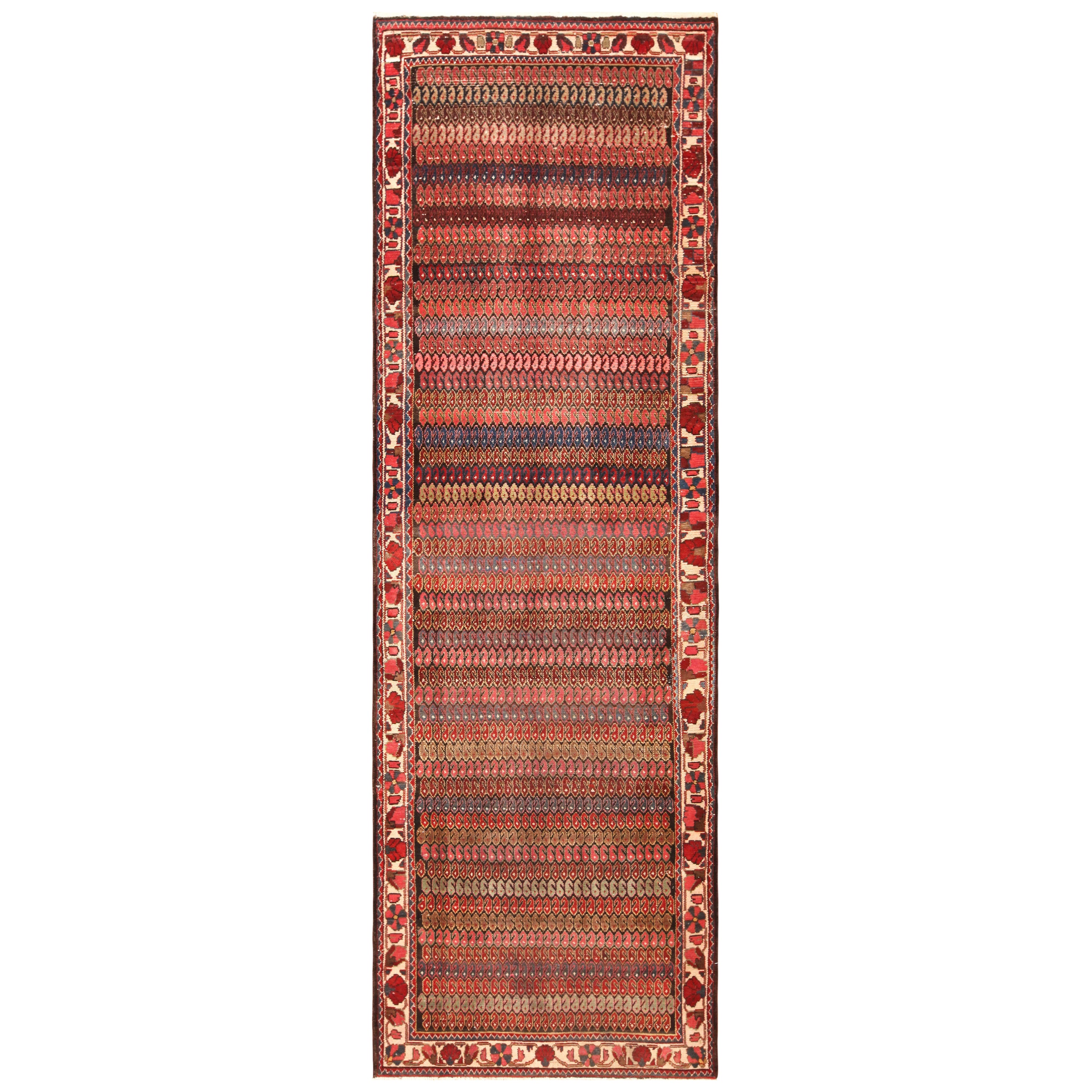 Alfombra Persa Antigua Bakhtiari Runner. 4 pies x 12 pies 9 pulgadas