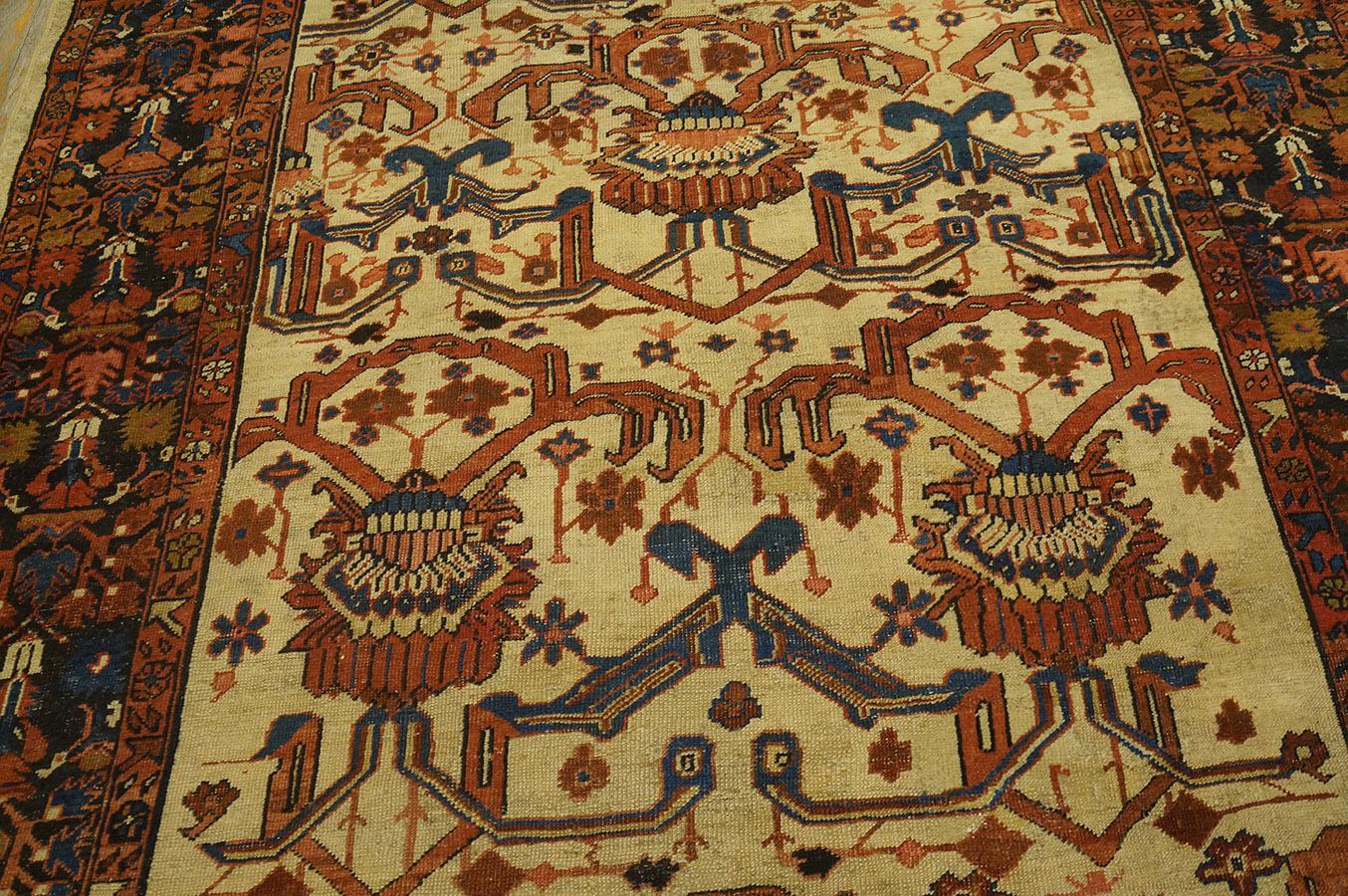 19th Century N.W. Persian Bakshaiesh Carpet ( 6'3'' x 10'3'' 190 x 312 ) For Sale 11