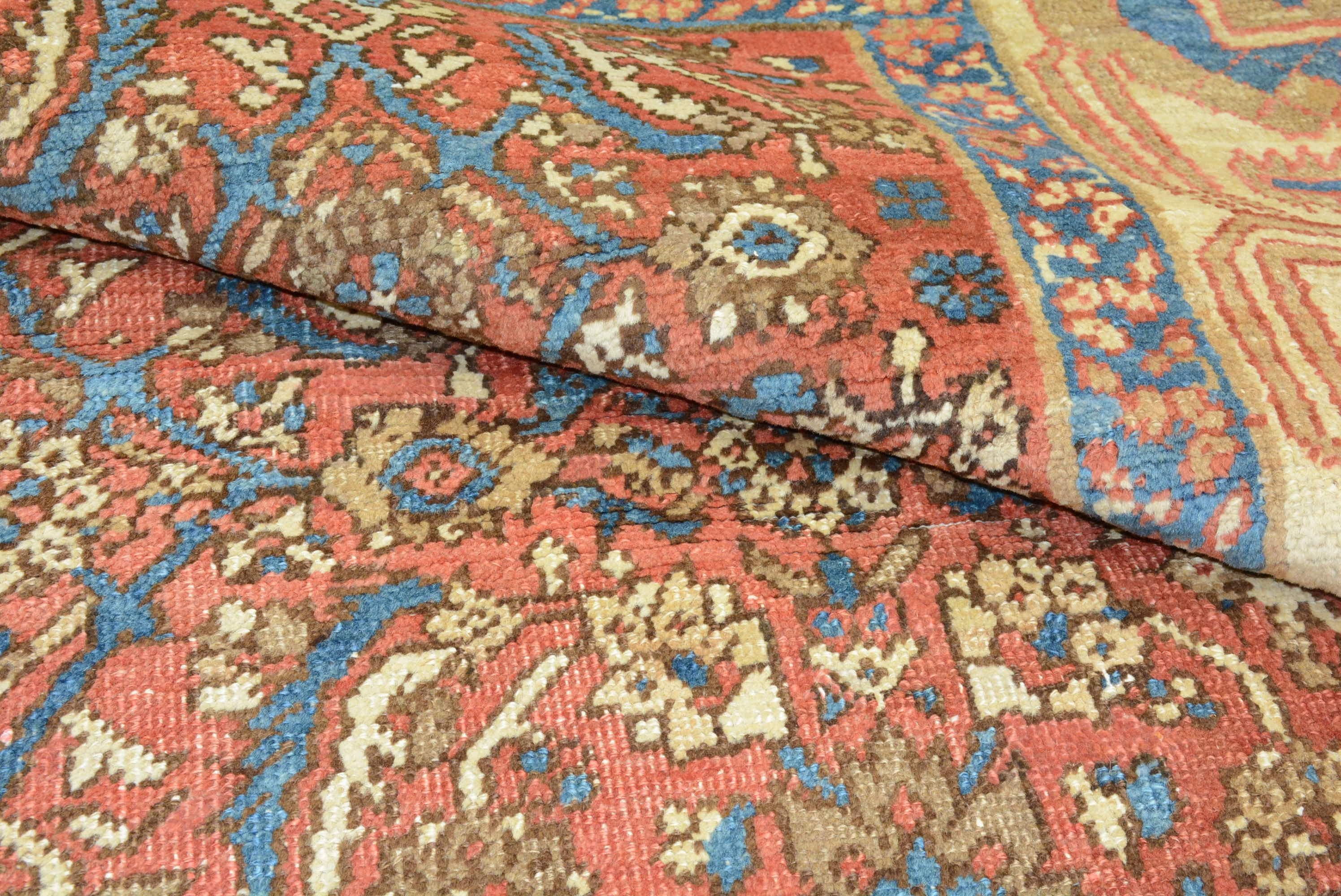 Antique Persian Bakshaish Carpet For Sale 1
