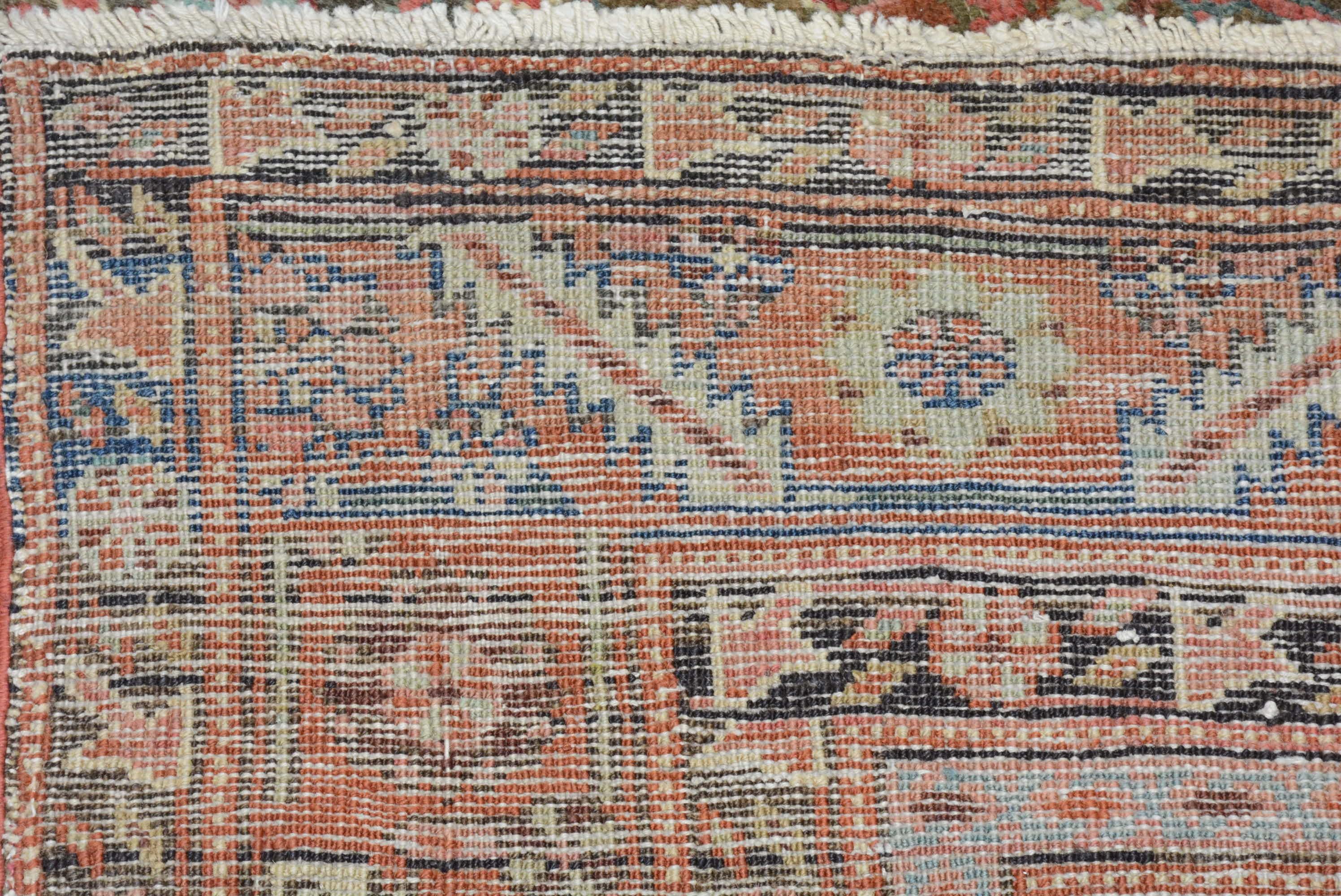 Tapis persan ancien en bakshaish en vente 1