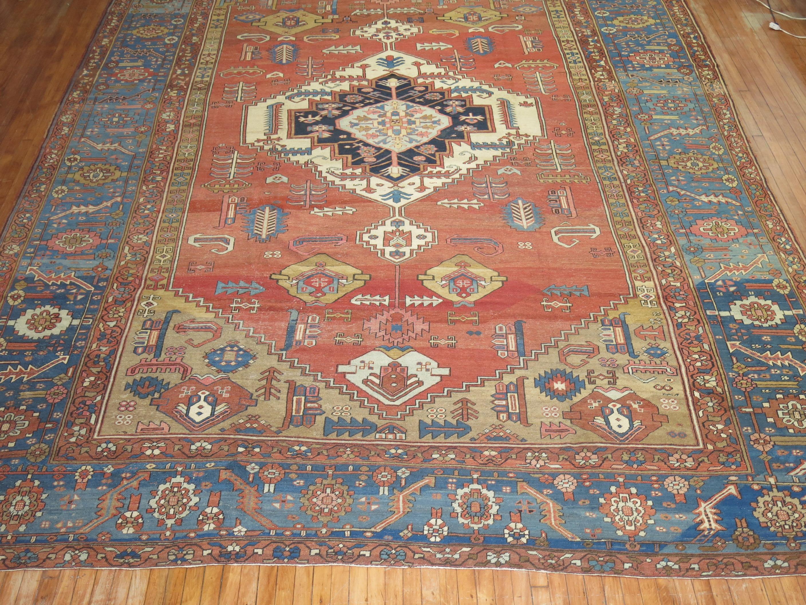 Antique Persian Bakshaish Carpet in Rustic Tones For Sale 5