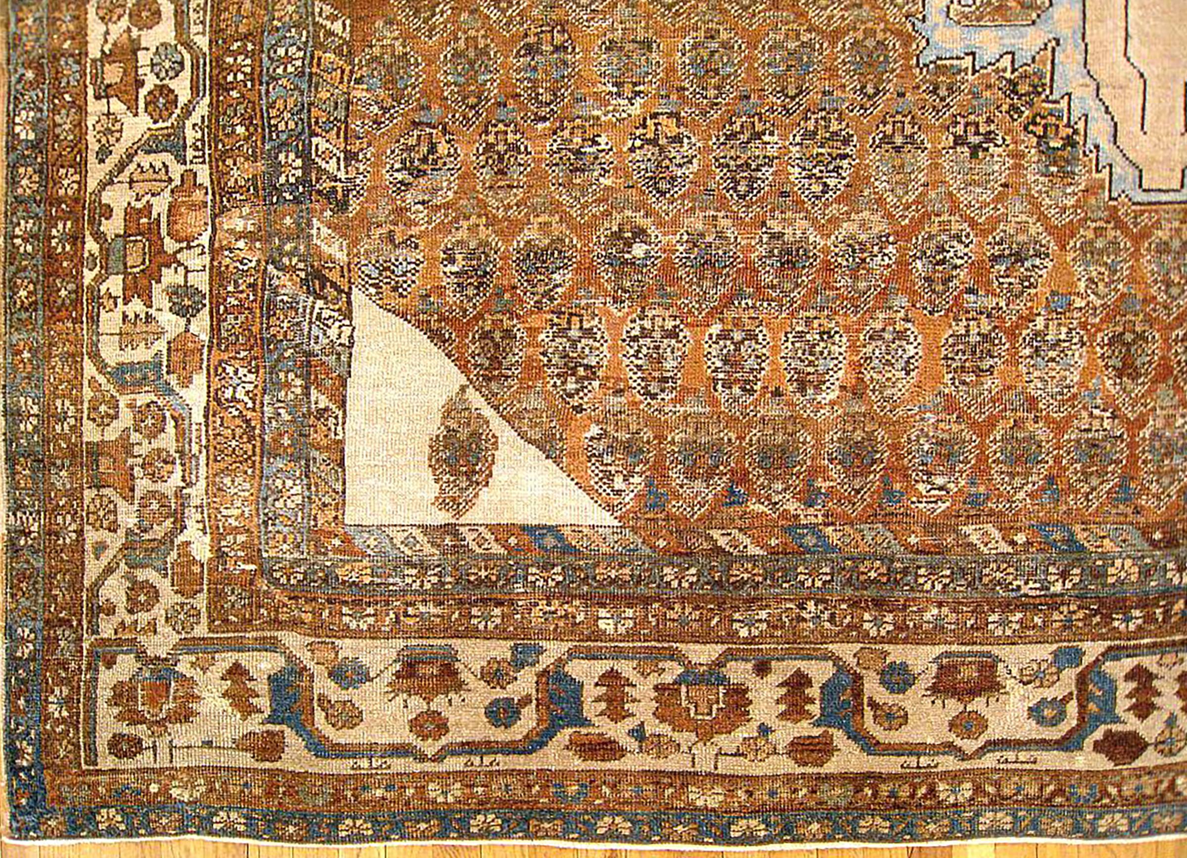 Antique Persian Bakshaish Oriental Carpet, in Large Size with Central Medallion In Good Condition For Sale In New York, NY