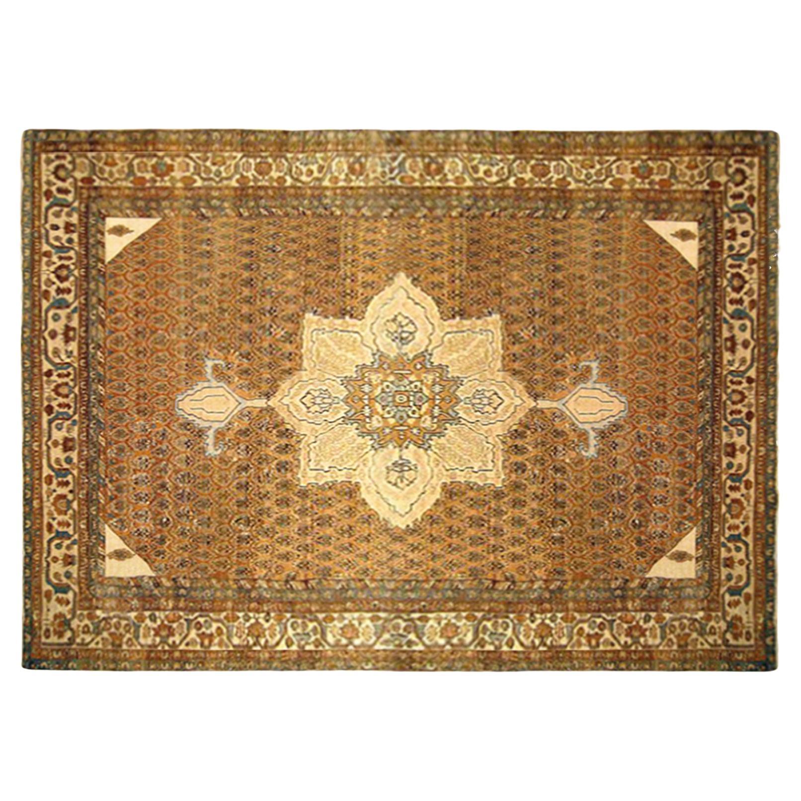 Antique Persian Bakshaish Oriental Carpet, in Large Size with Central Medallion For Sale