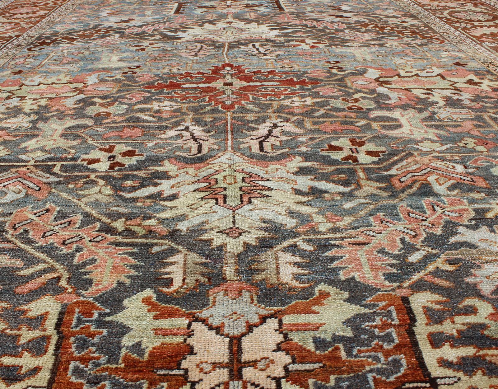 Antique Persian Bakshaish Rug with Medallions and Flower Motifs For Sale 5