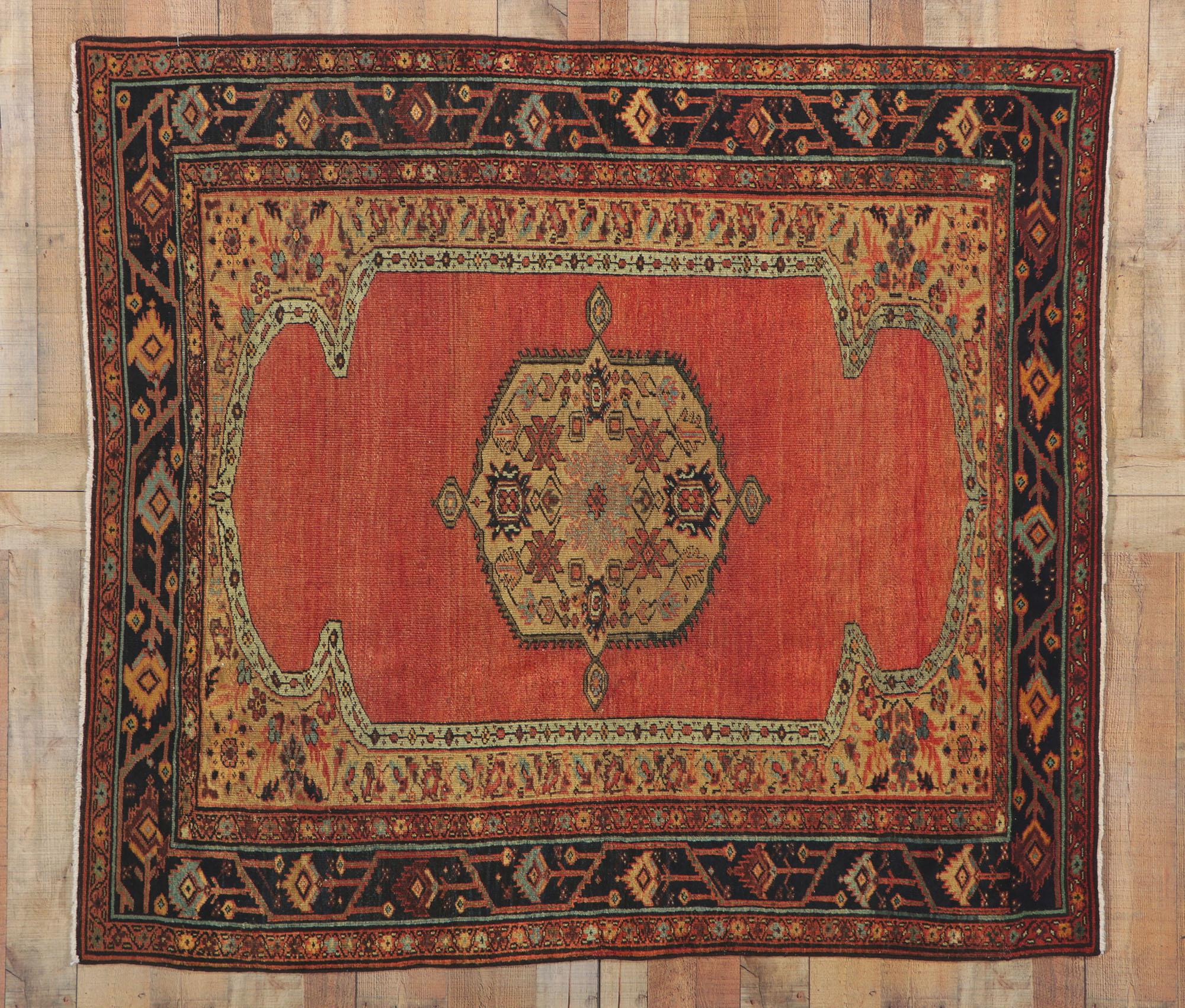 Antique Persian Bakshaish Rug with Modern Northwest Style In Good Condition For Sale In Dallas, TX