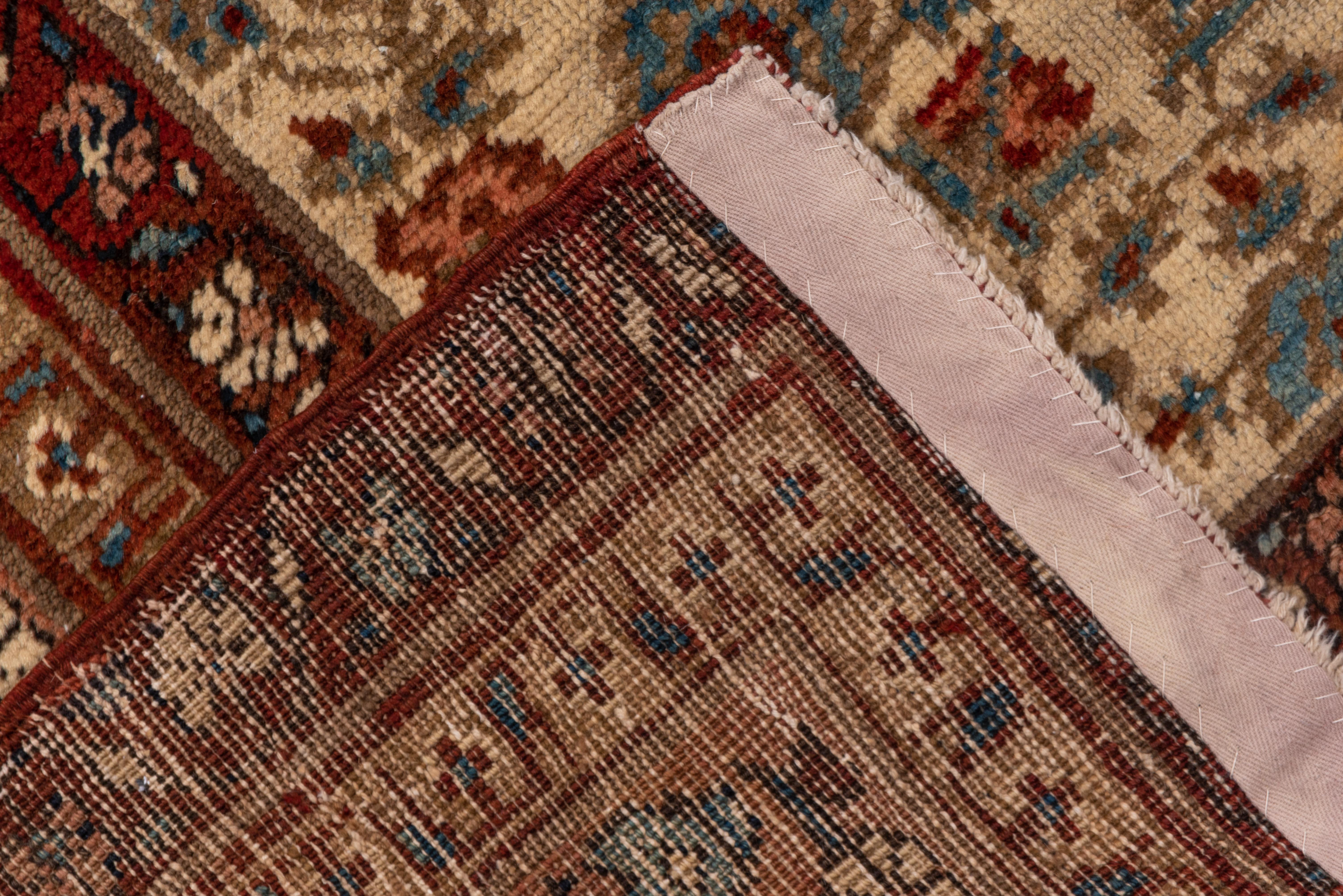 Antiker persischer Bakshayesh-Teppich, All-Over- Field, elfenbeinfarben (Frühes 20. Jahrhundert) im Angebot