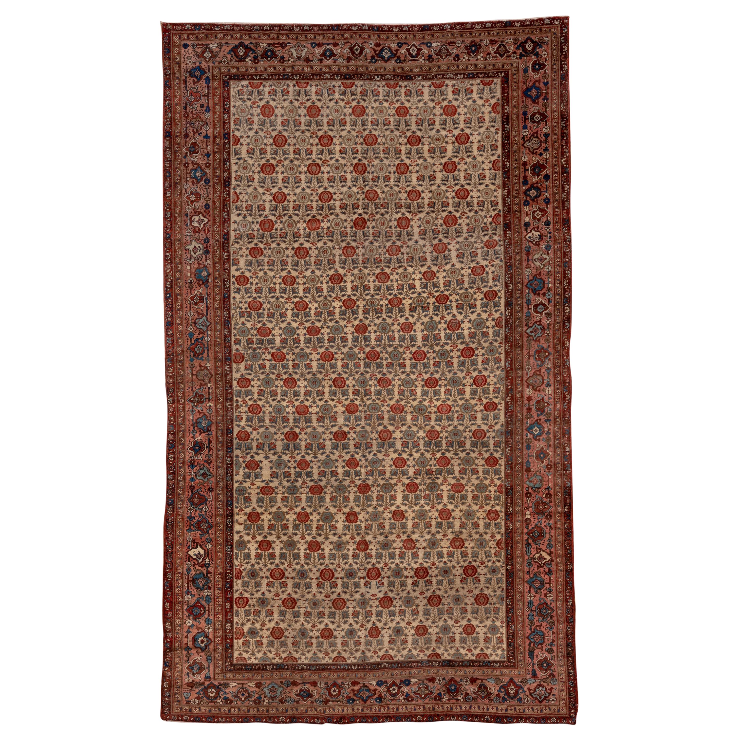 Antiker persischer Bakshayesh-Teppich, All-Over- Field, elfenbeinfarben im Angebot