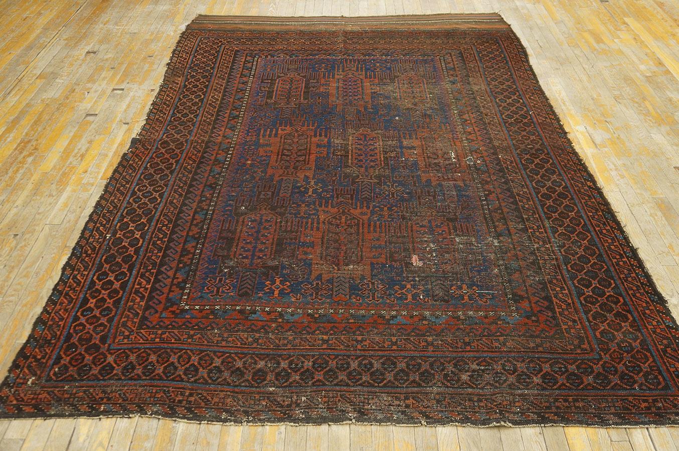 Late 19th Century N.E. Persian Baluch Carpet ( 6'7'' x 9'5'' - 202 x 287 ) For Sale 5