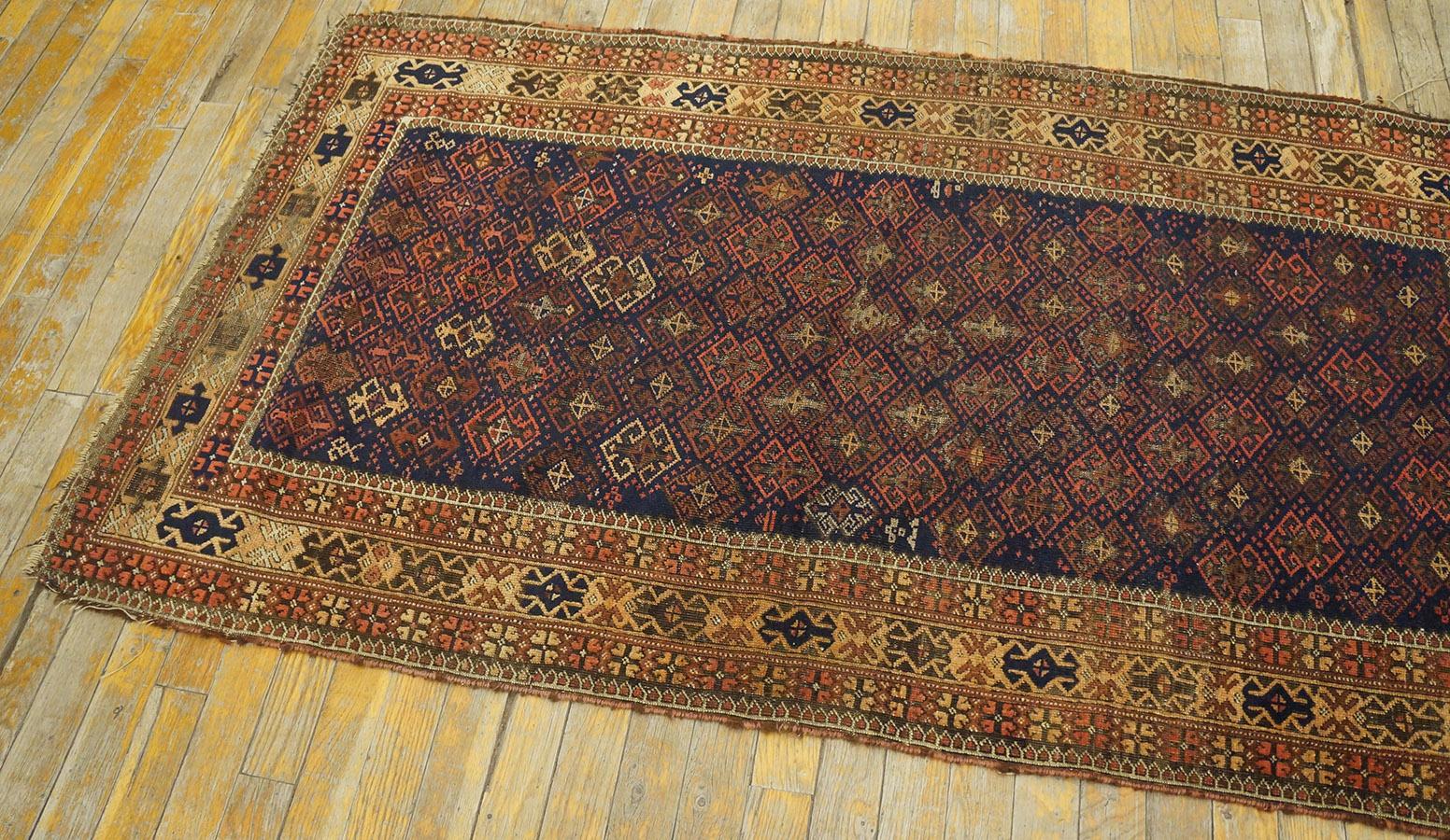 Early 20th Century N.E. Persian Baluch Carpet ( 2 10'' x 5'3'' - 86 x 160 cm )  In Good Condition For Sale In New York, NY