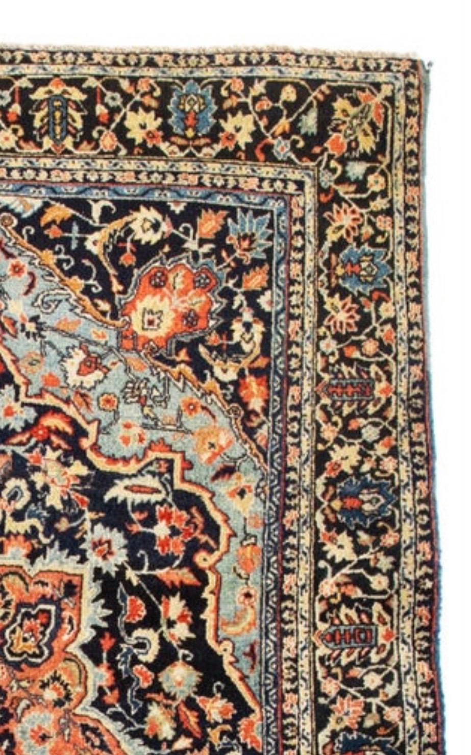 Hand-Knotted Antique Persian Beige Light Blue Navy Blue Farahan Sarouk Small Rug, c. 1930s For Sale