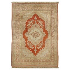 Alfombra persa antigua Tabriz de seda beige  4'2 x 5'7
