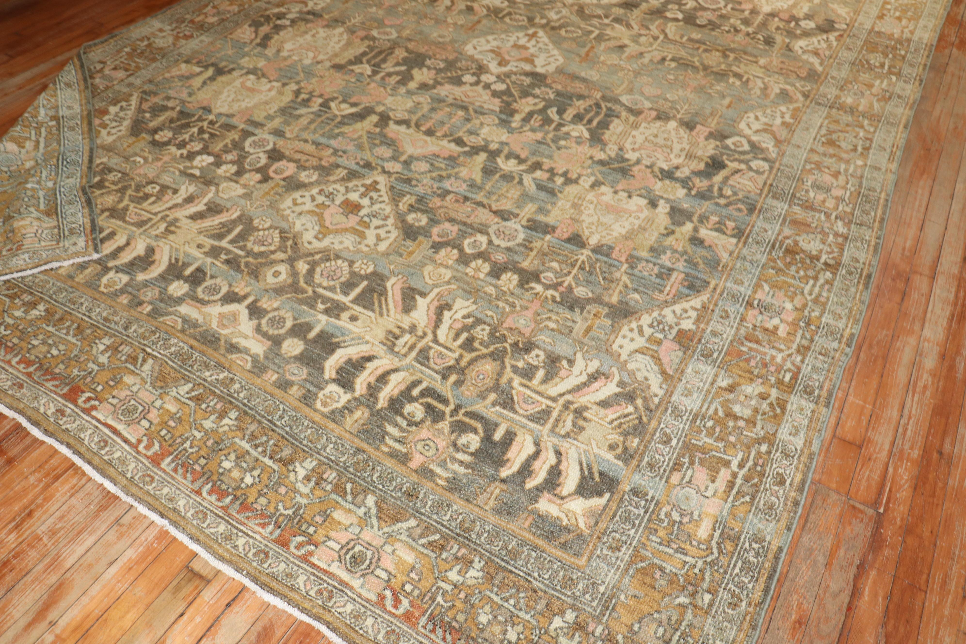 Antique Persian Bibikabad Rug In Good Condition For Sale In New York, NY