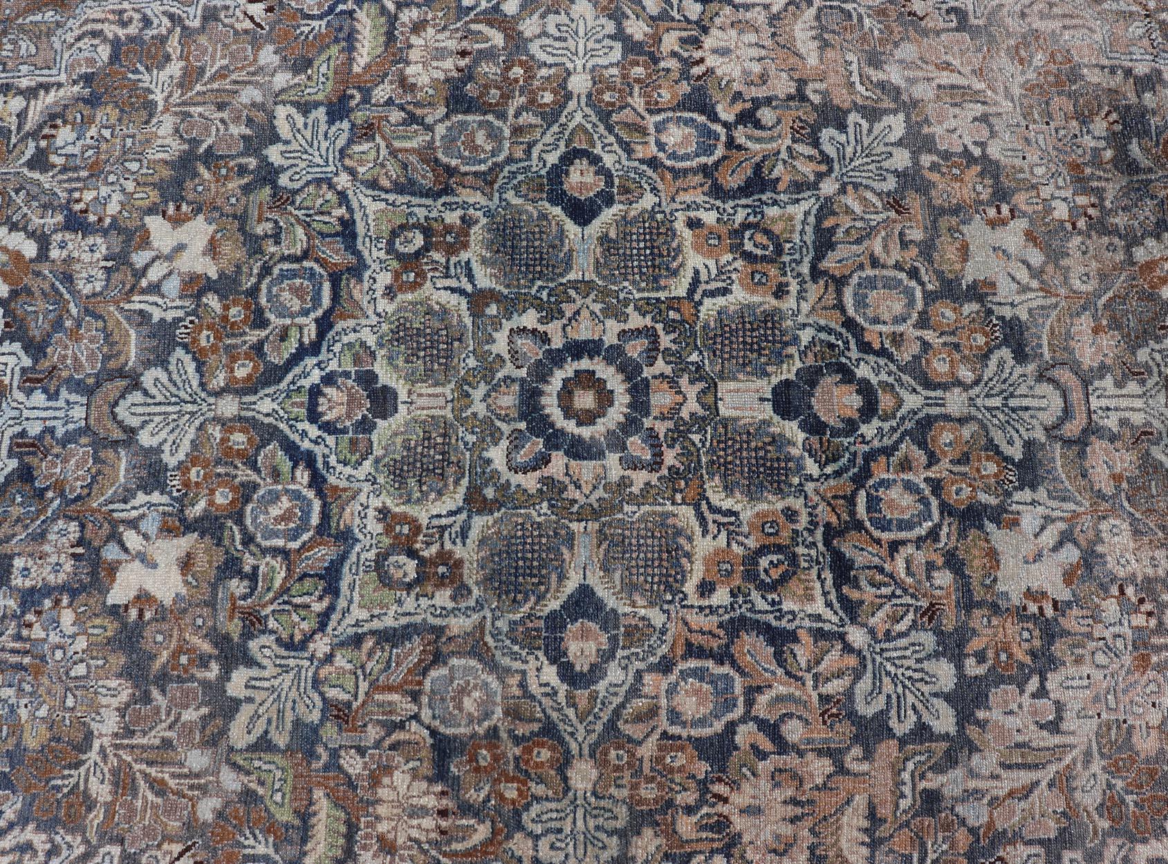 Antico tappeto persiano Bibikabad con medaglione ornato  8'10 x 11'10 in vendita 4