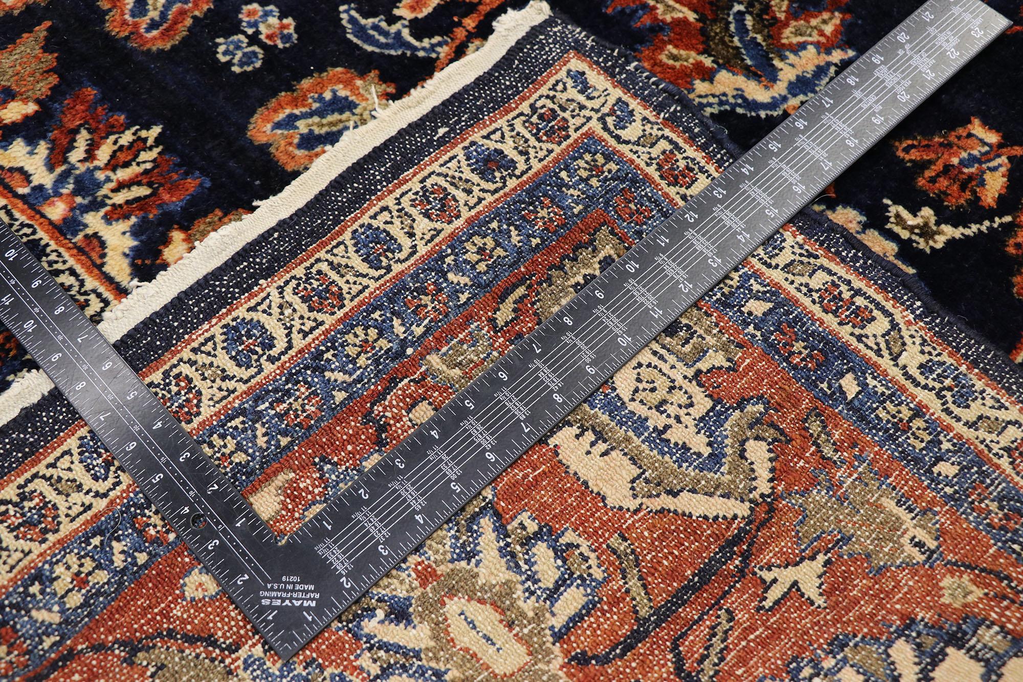 Antiker persischer Bibikabad-Teppich im französischen Chateau-Stil aus der Alten Welt (Handgeknüpft) im Angebot