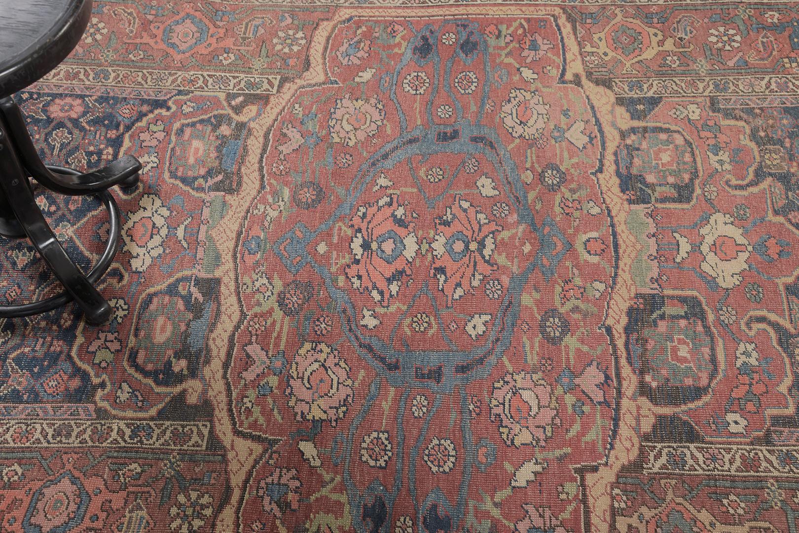 Antiker persischer Bidjar von Mehraban Teppiche (Spätes 19. Jahrhundert) im Angebot