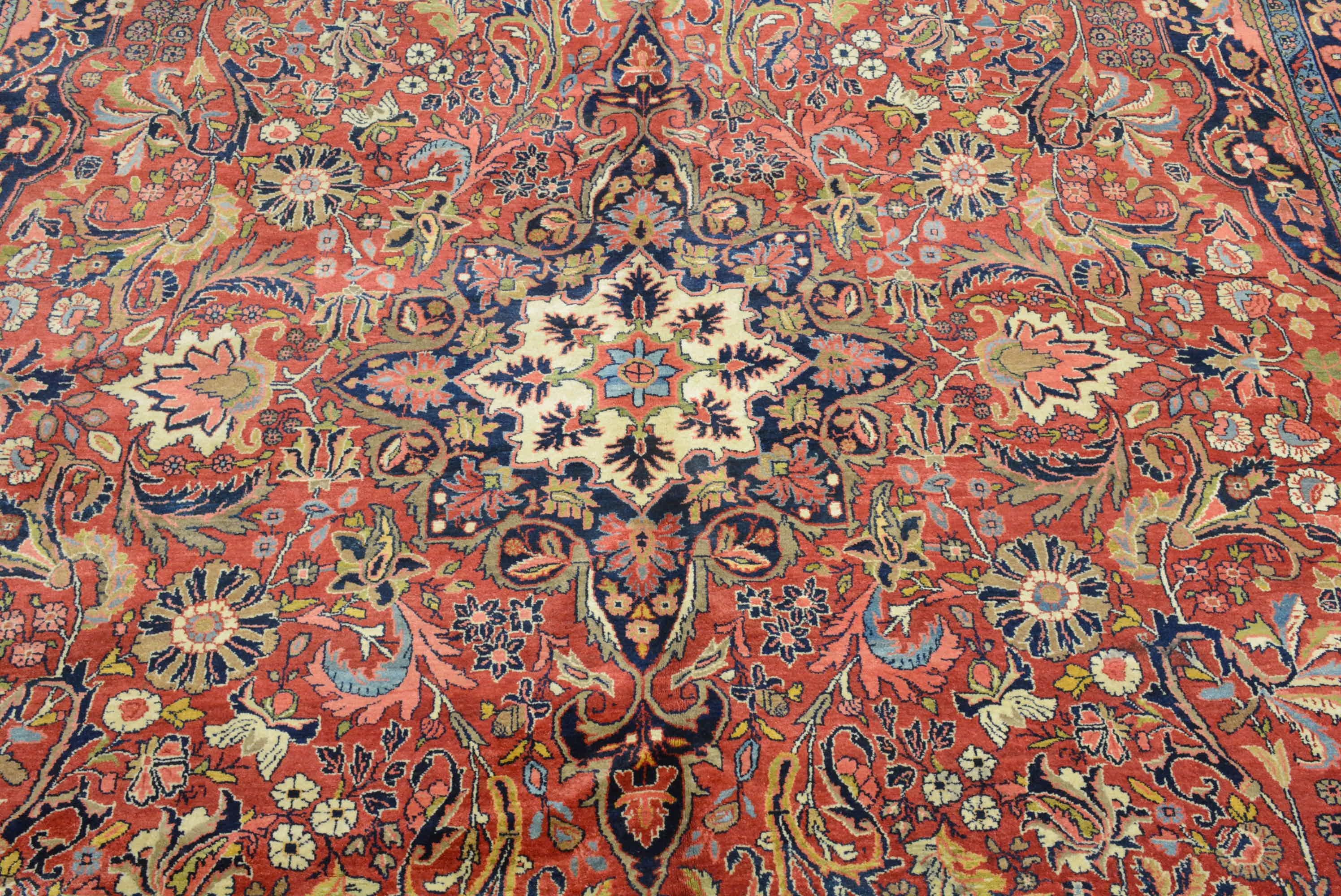 Antiker persischer Bidjar-Teppich (Stammeskunst) im Angebot