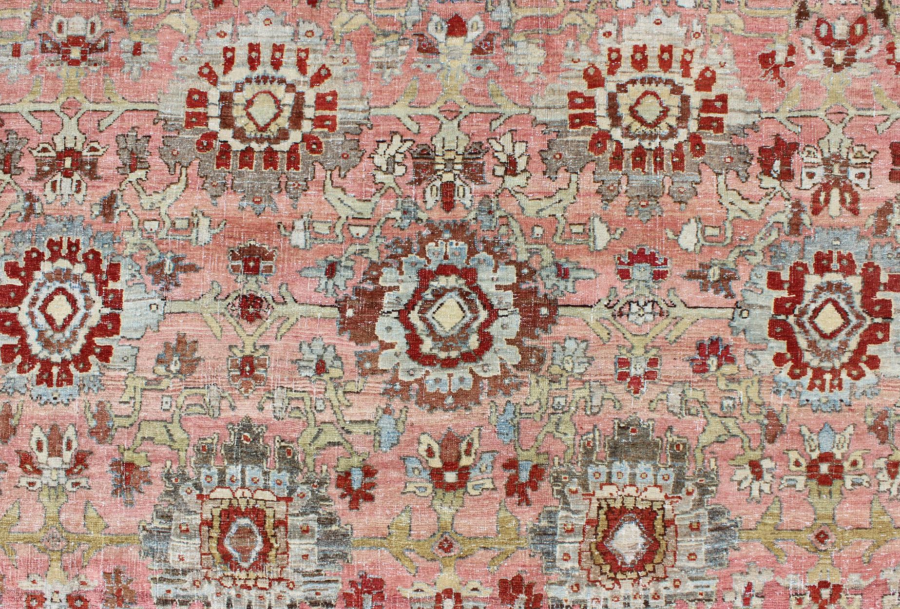 Antique Persian Bidjar Rug with All-Over Design in Light Pink & Light Gray For Sale 5