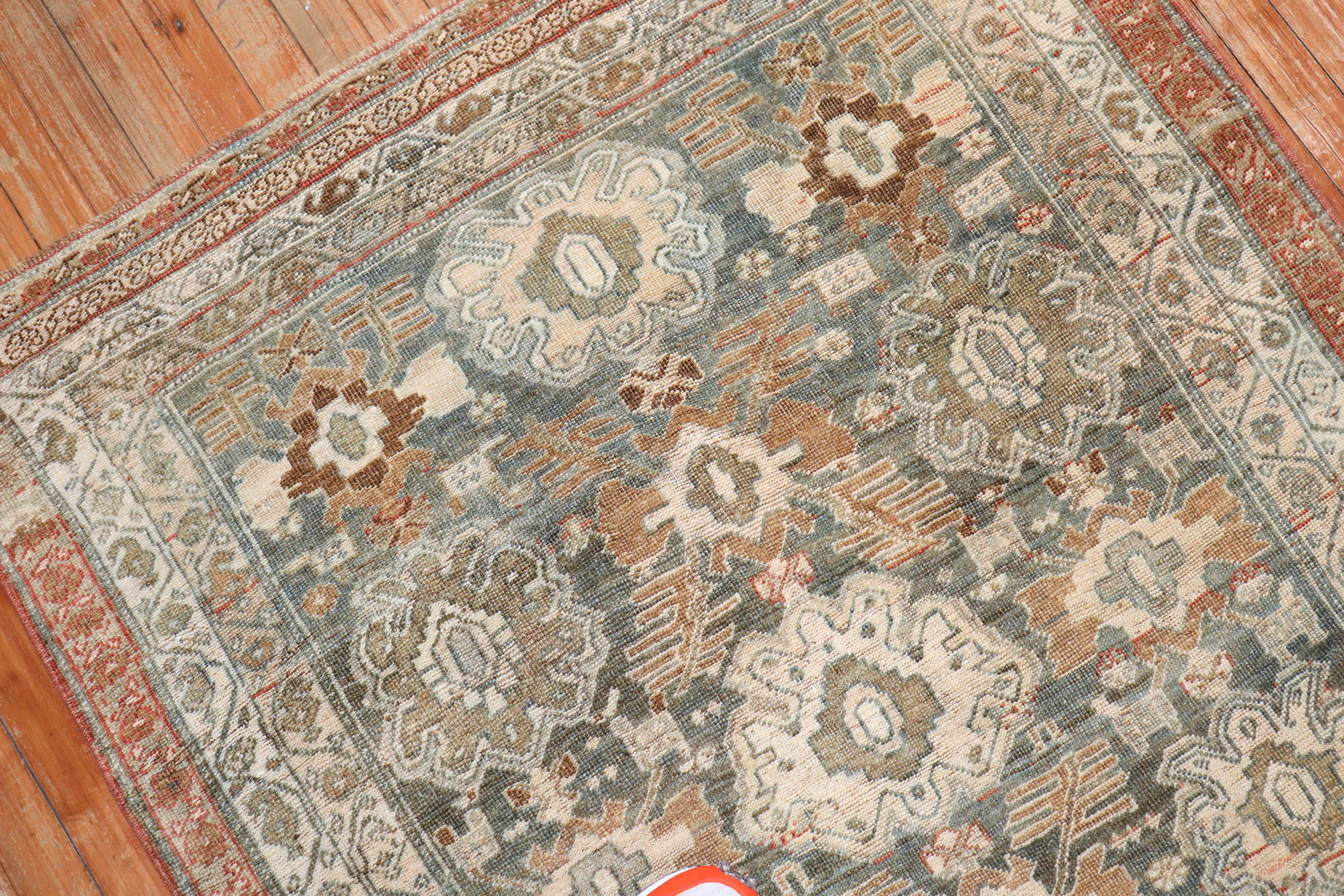 20ième siècle Bidjar persan ancien vert de la collection Zabihi en vente