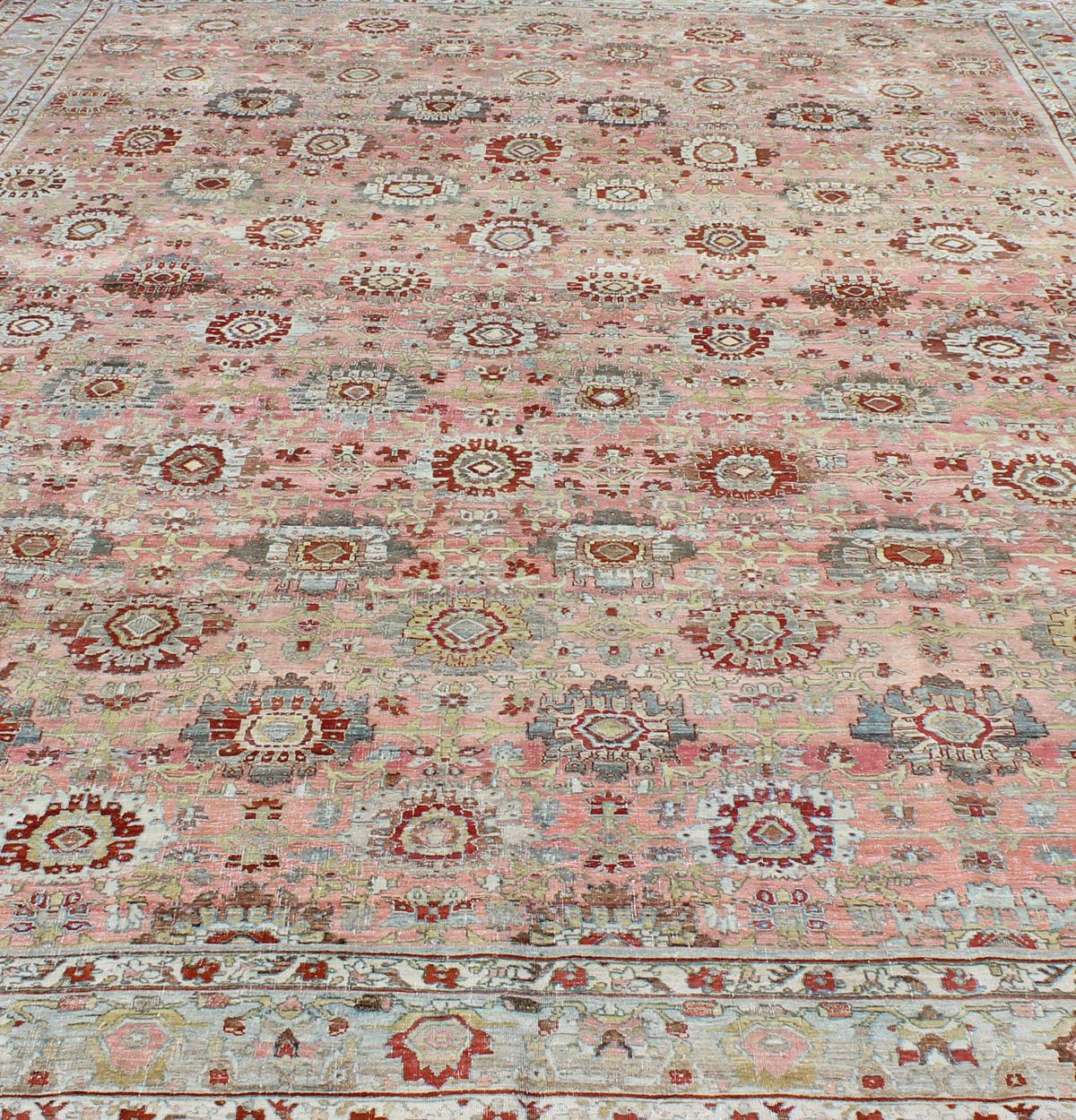 Antique Persian Bidjar Rug with All-Over Design in Light Pink & Light Gray For Sale 3
