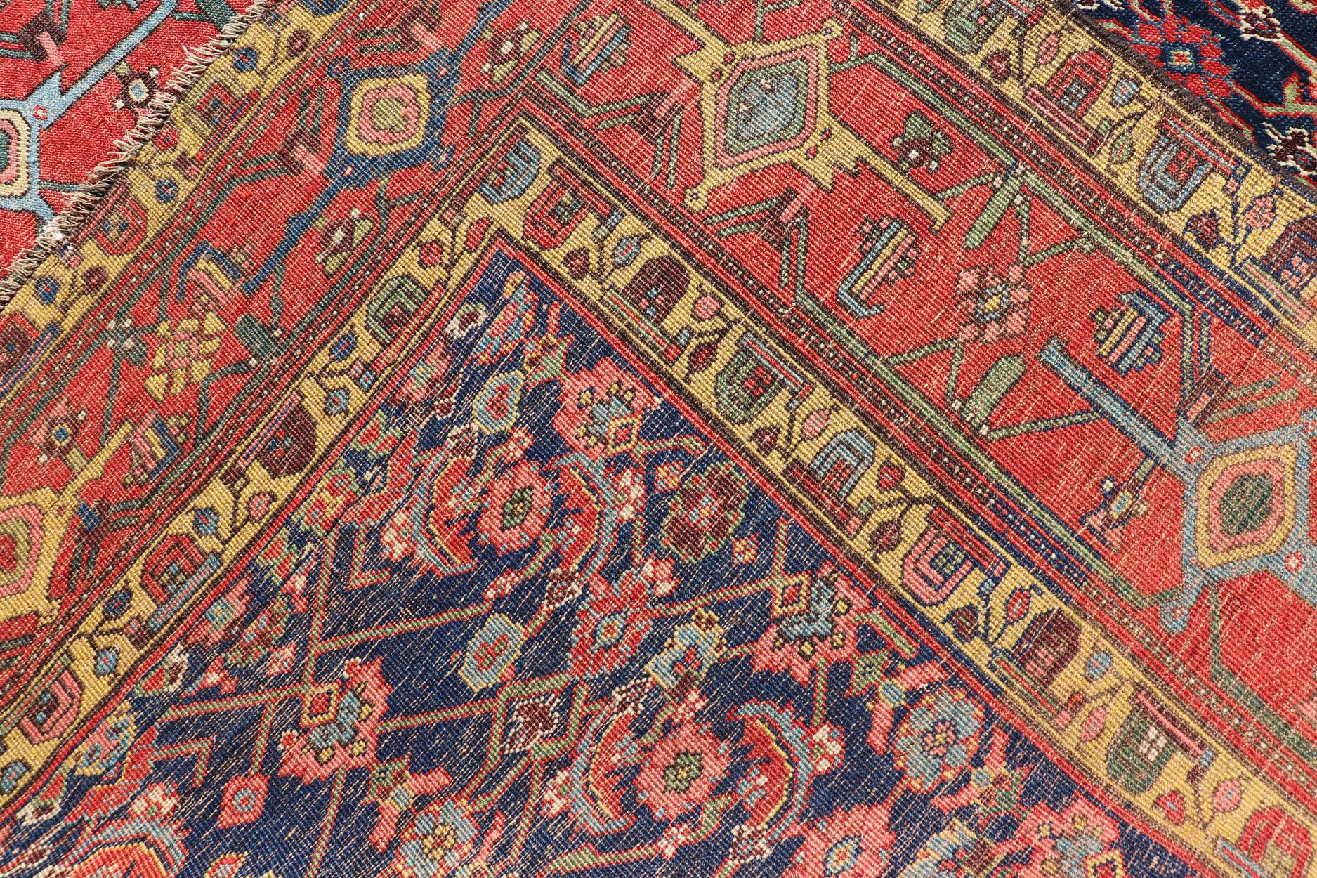 Antiker persischer Bidjar Gallery Teppich mit Marinefeld und roten Geometrien 6'3 x 12'9 im Angebot 5