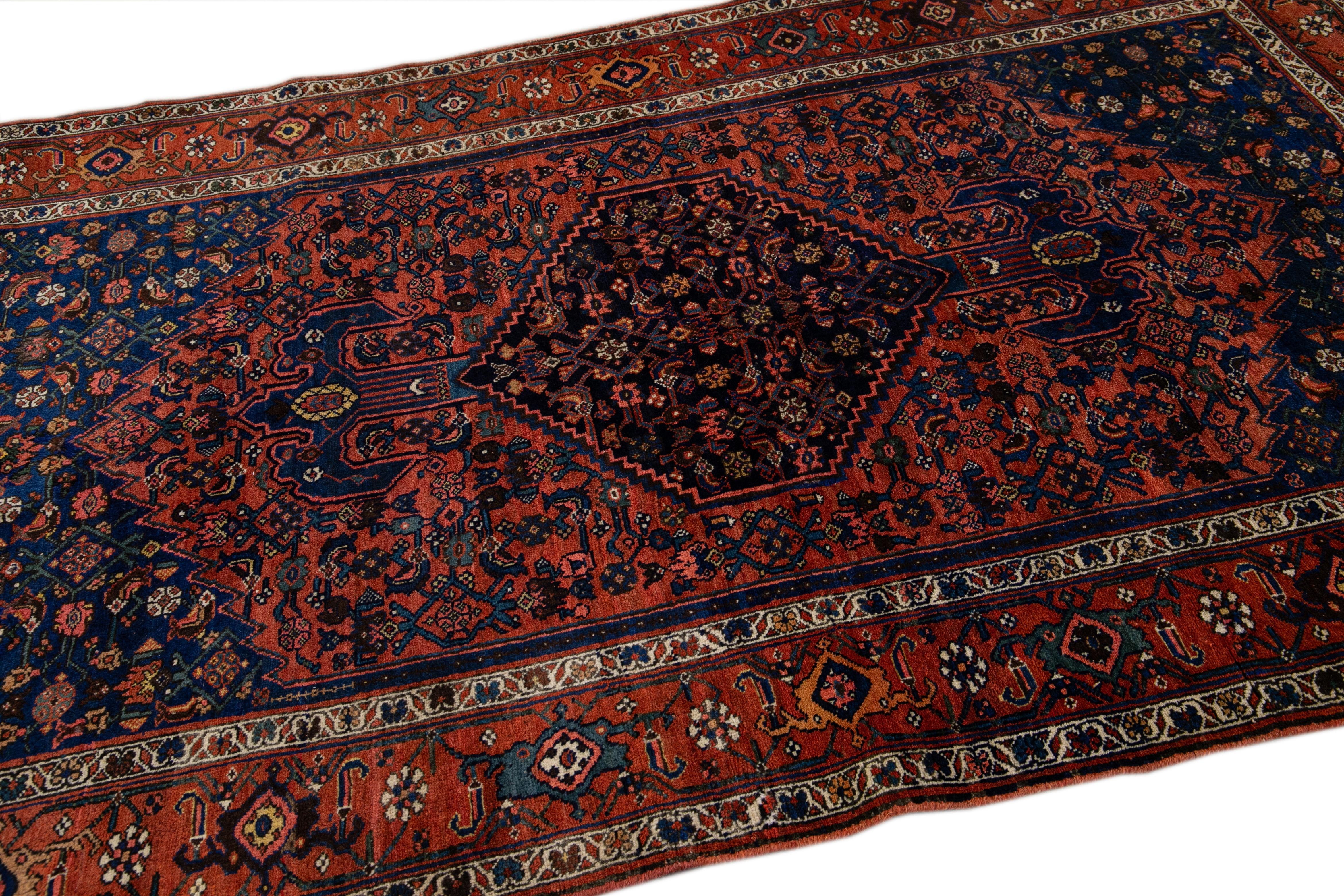 Antique Persian Bidjar Handmade Medallion Blue and Rust Wool Rug In Excellent Condition For Sale In Norwalk, CT