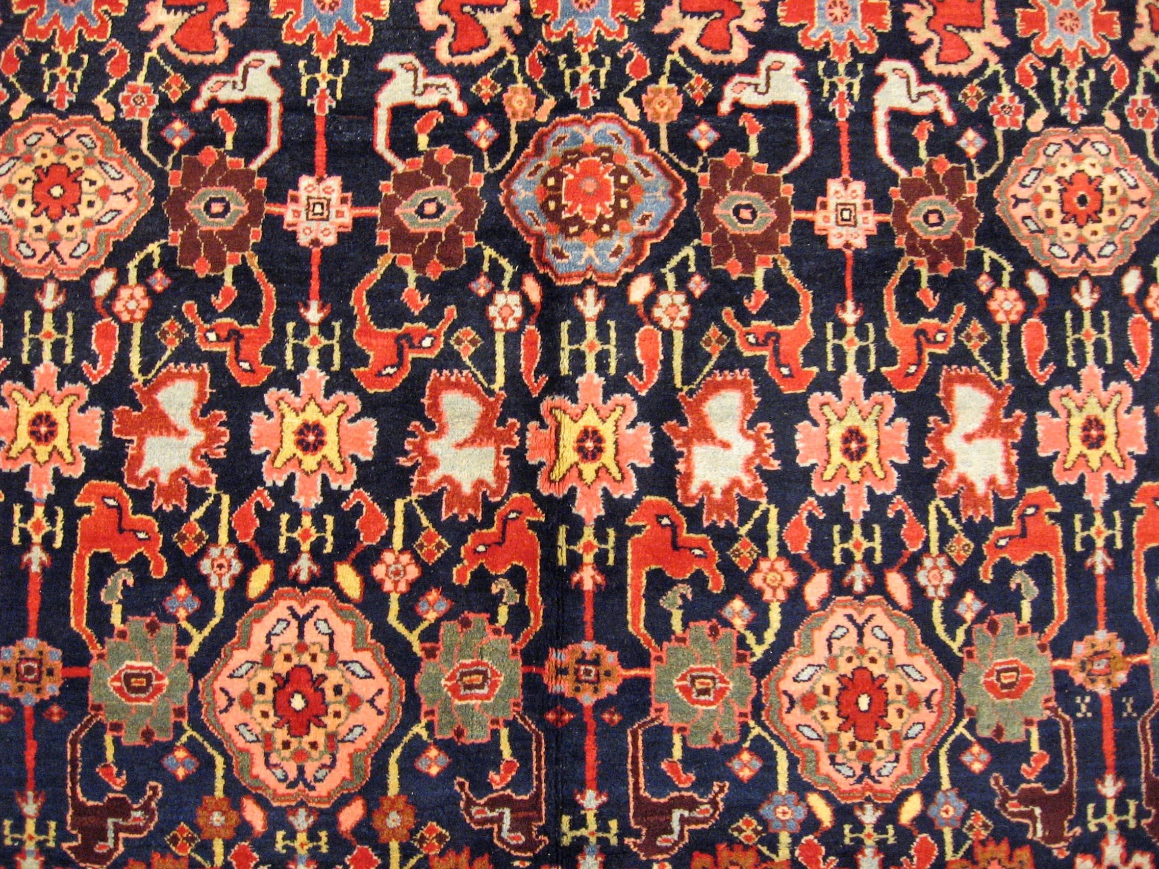 Early 20th Century Antique Persian Bidjar Oriental Rug, in Room Size, with Florettes  For Sale