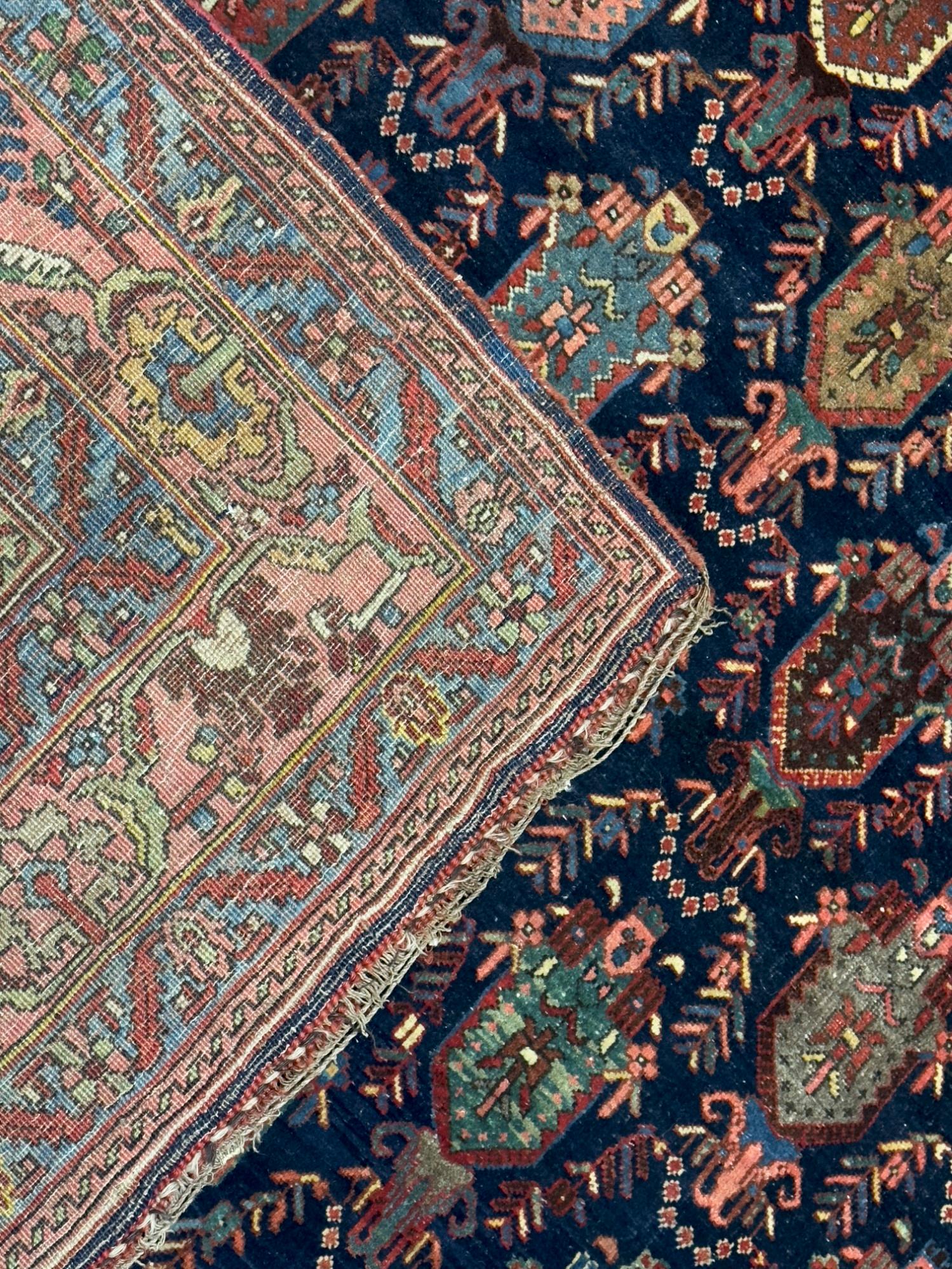 Antiker persischer Bidjar-Teppich 4'10