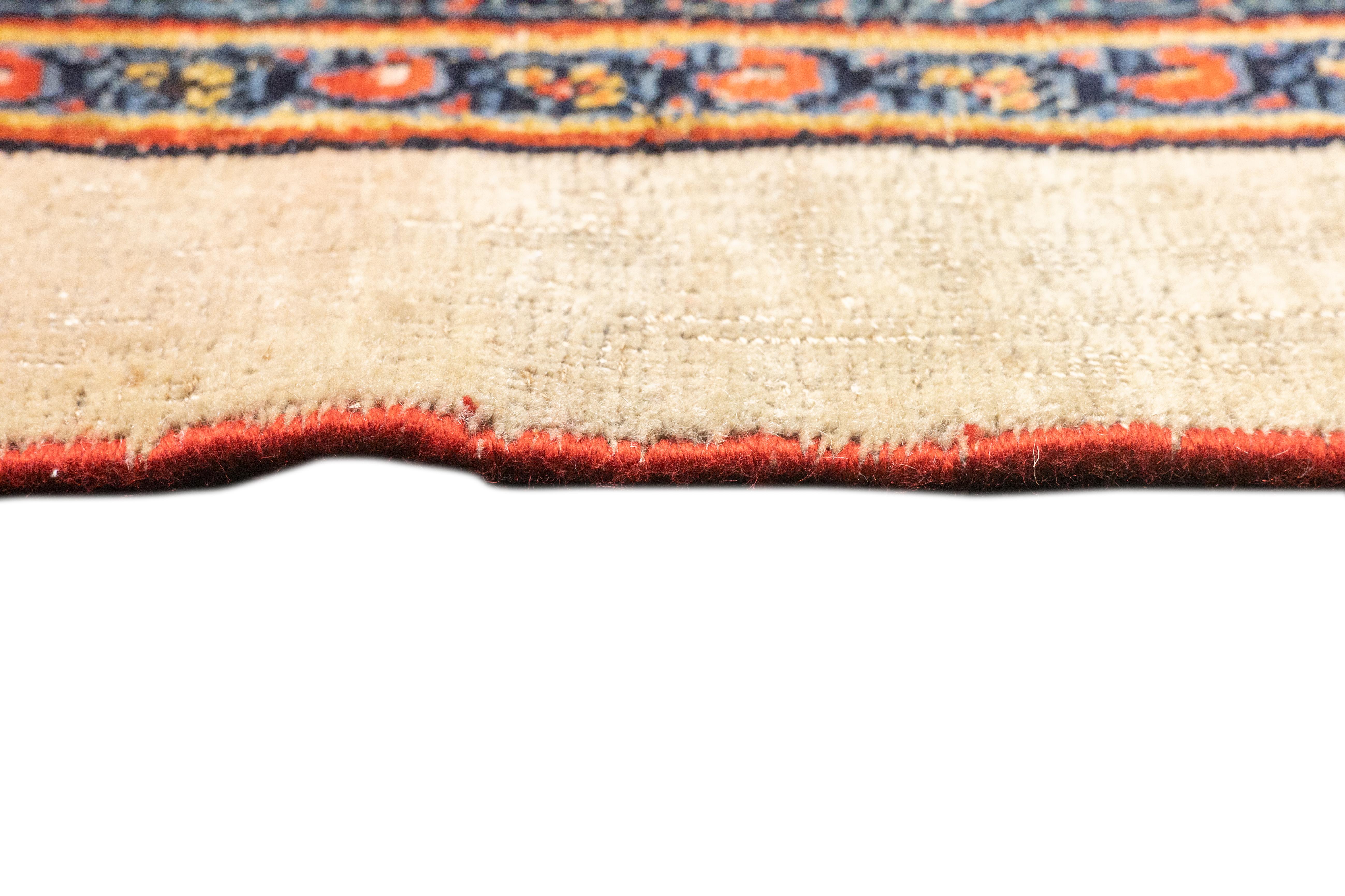 XIXe siècle Tapis persan ancien Bidjar 7'9'' x 11'2'' en vente