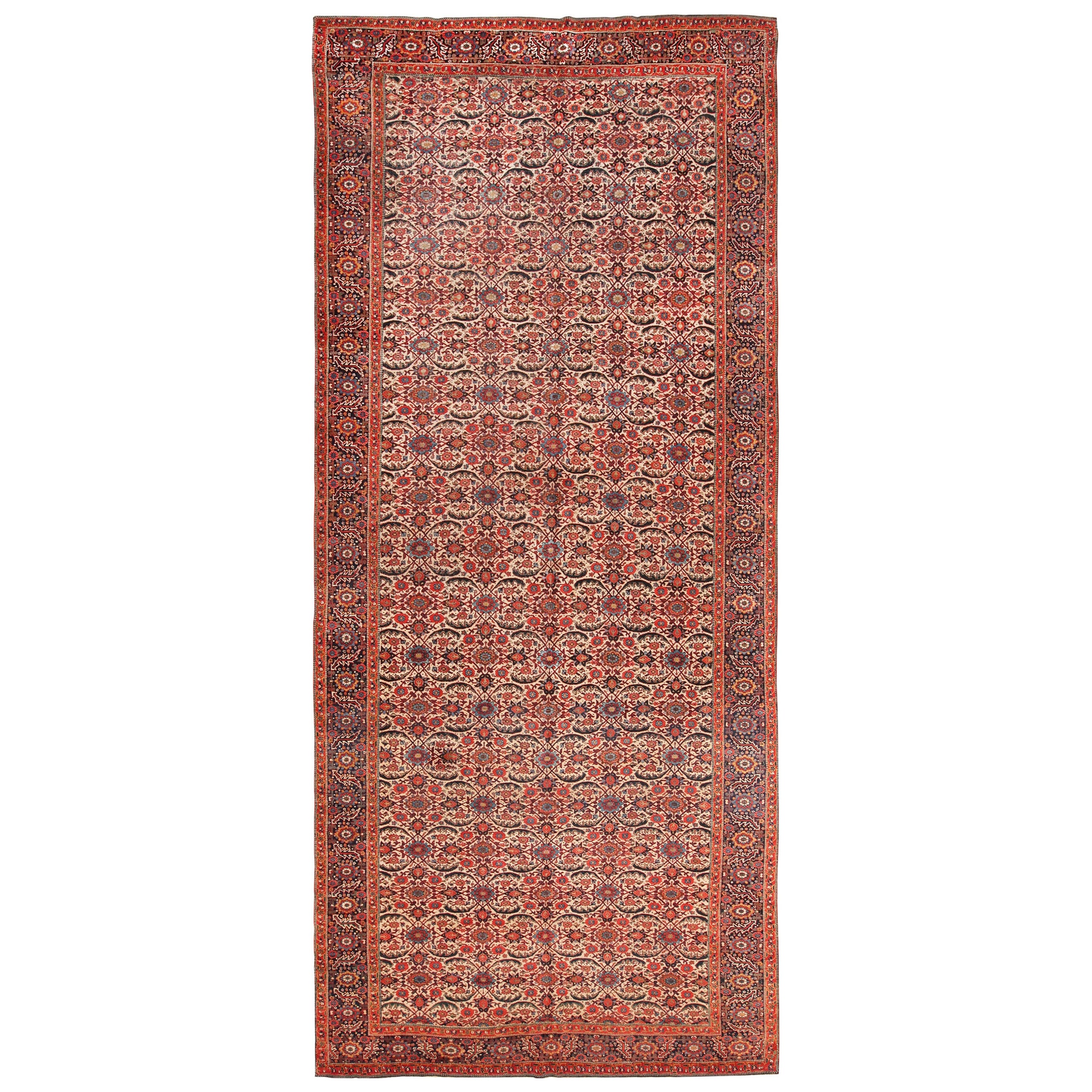 Antiker persischer Bidjar-Teppich. 8 Fuß 7 Zoll x 19 Fuß 6 Zoll