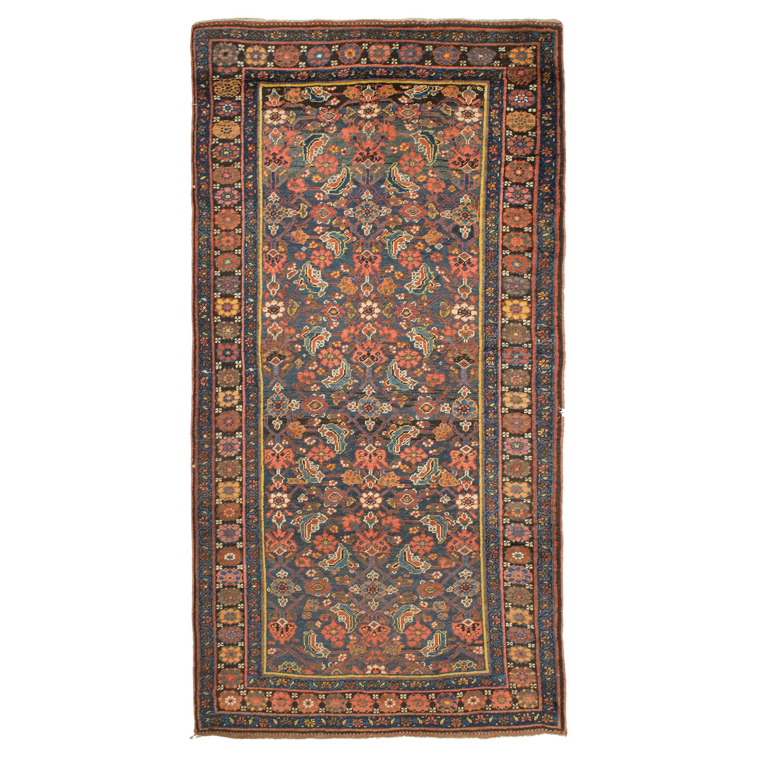 Antiker persischer Bidjar-Teppich im Angebot