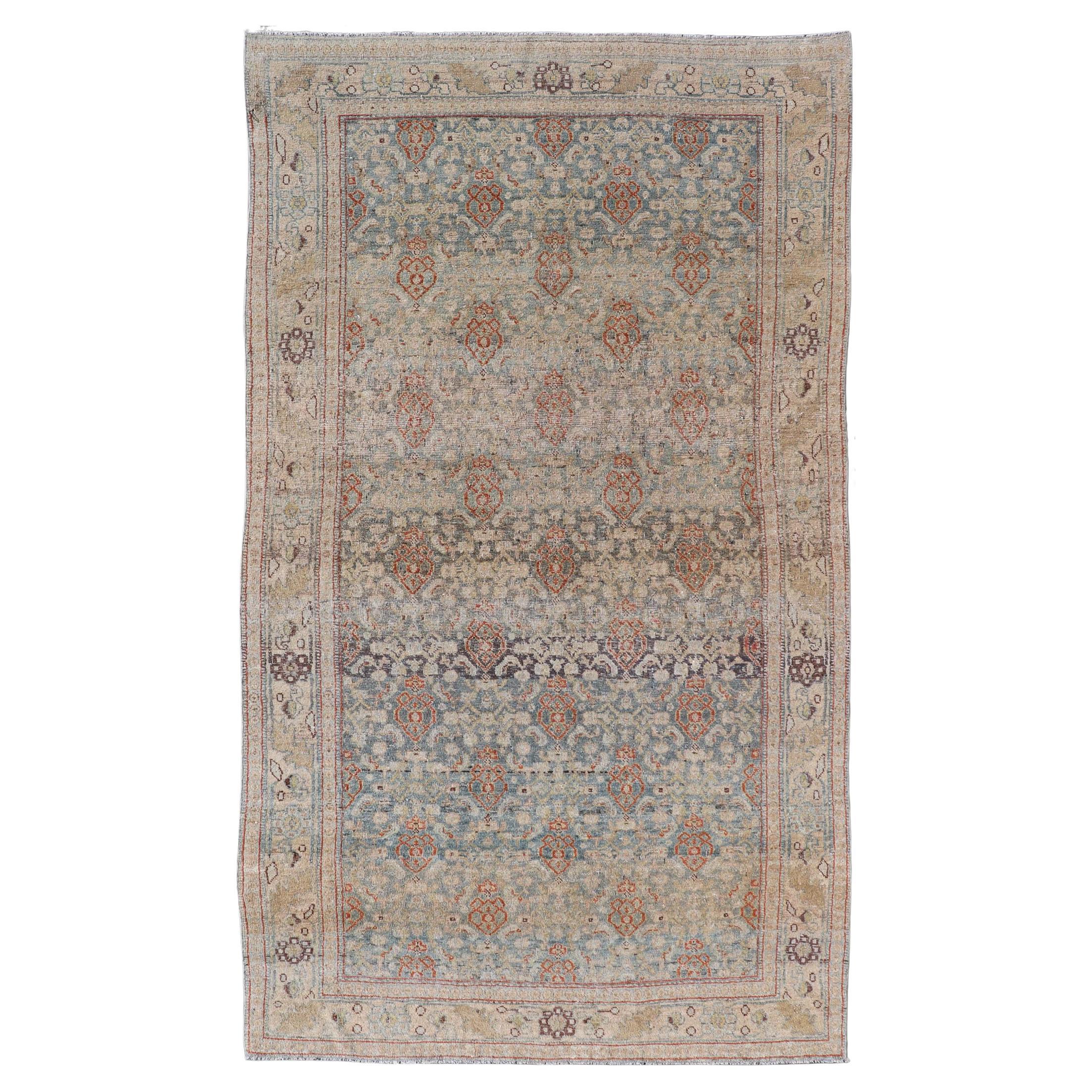 Tapis persan antique Bidjar en Lt. Bleu, Lt. Gray de Keivan Woven Arts 4'8 x 8'10