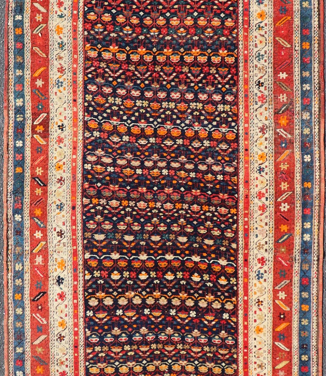 Antiker persischer Bidjar-Teppich, Marineblau und Rot, geometrisches Design, 3'7