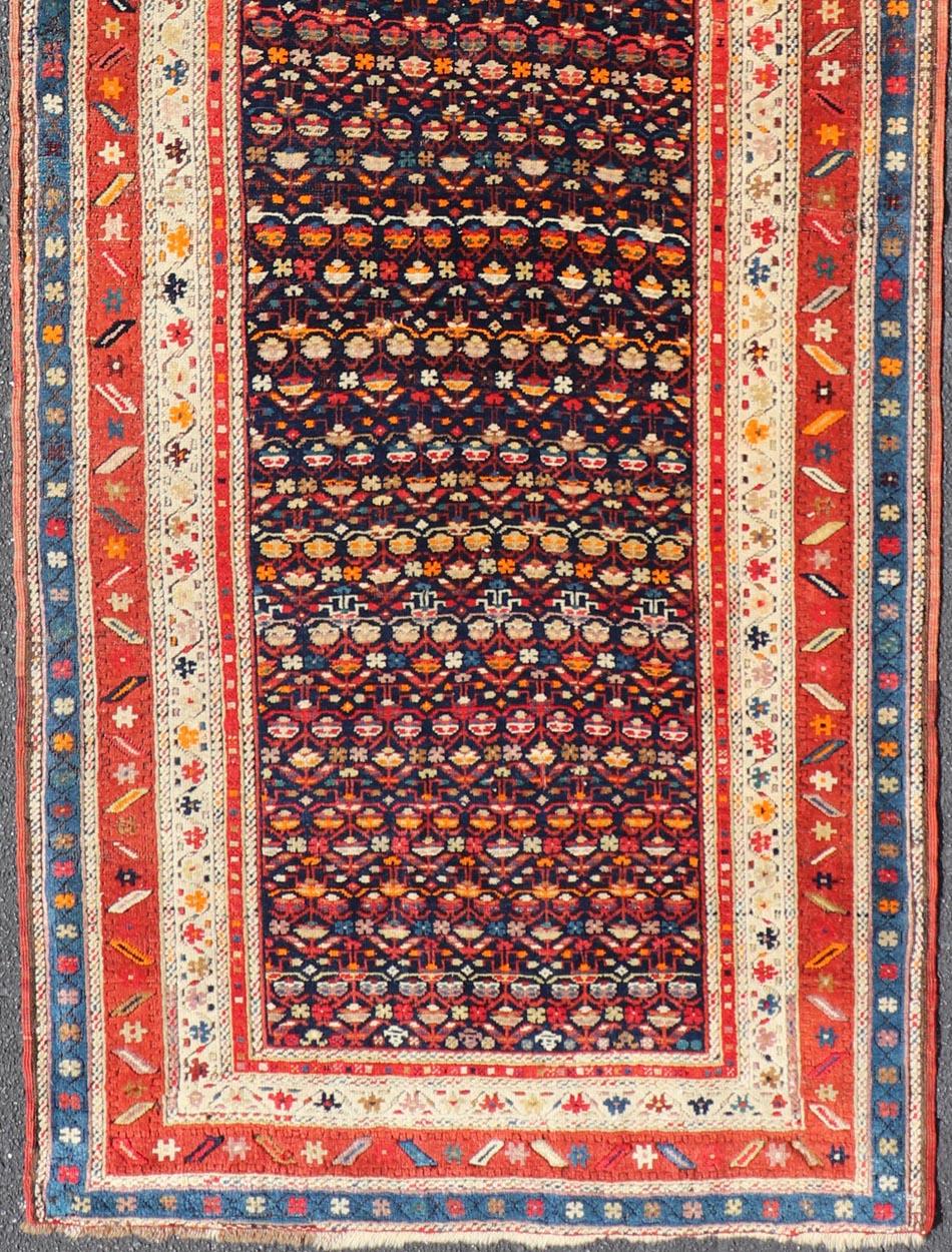 Antiker persischer Bidjar-Teppich, Marineblau und Rot, geometrisches Design, 3'7
