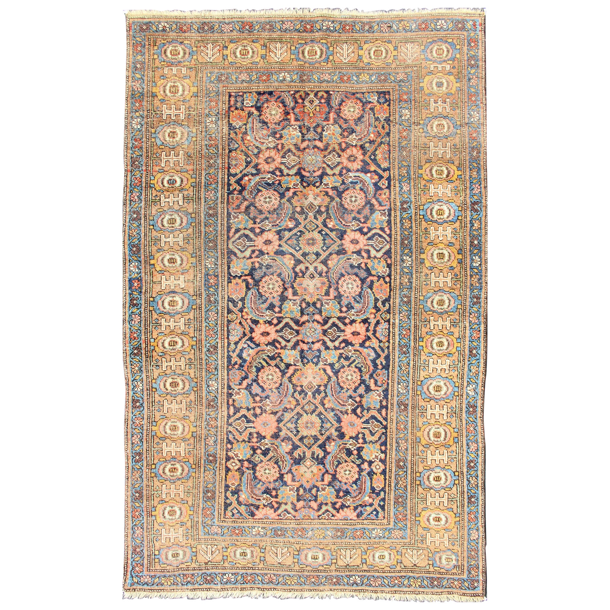 Antiker persischer Bidjar-Teppich mit Atll über Medaillon-Muster in Orange 4'6 x 7'8 im Angebot