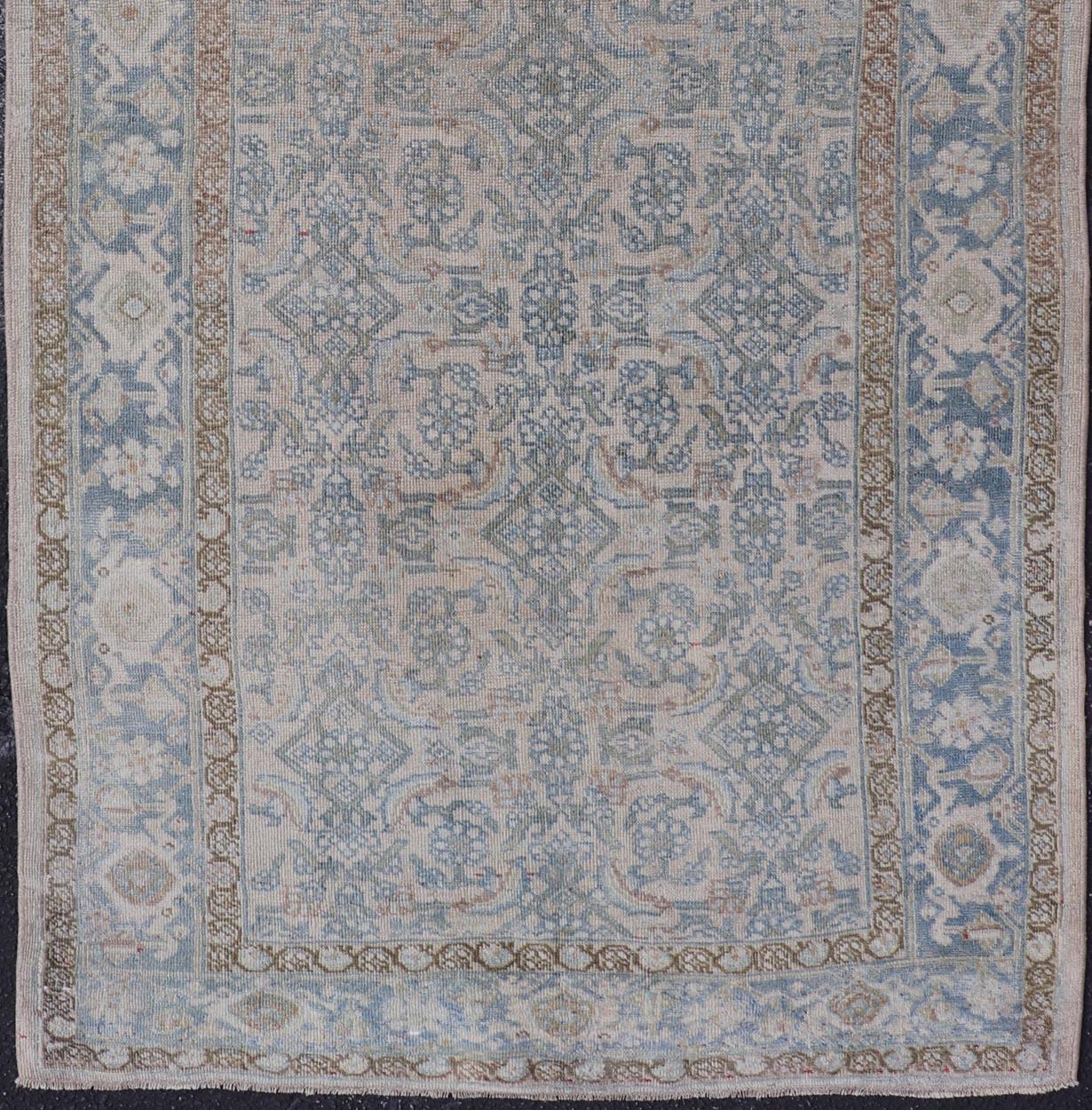 Annodato a mano Tappeto persiano antico Bidjar con motivi floreali e colori tenui 3'4