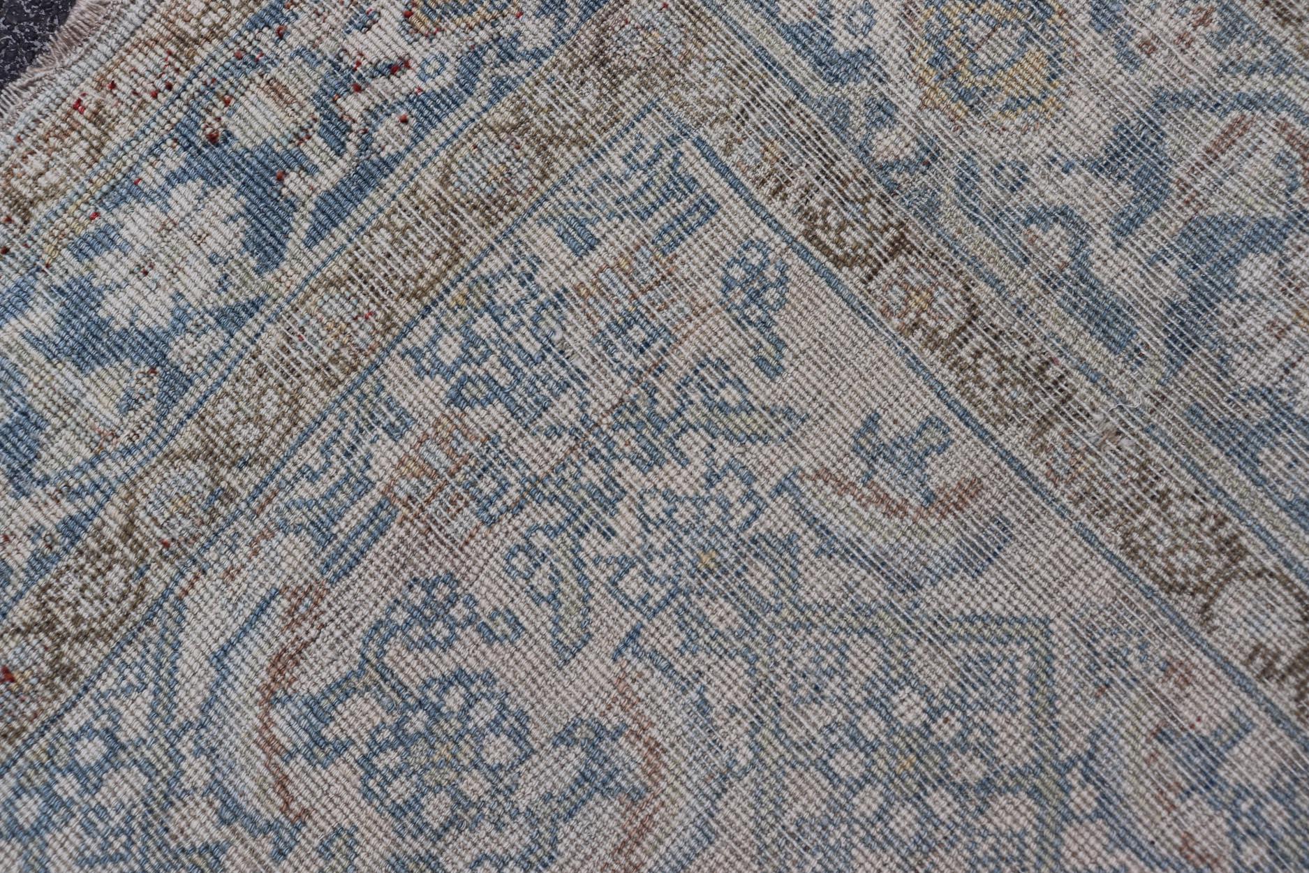 Tappeto persiano antico Bidjar con motivi floreali e colori tenui 3'4