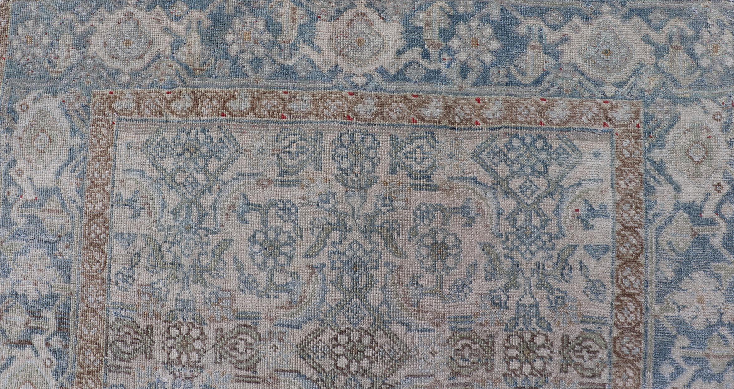 Tappeto persiano antico Bidjar con motivi floreali e colori tenui 3'4