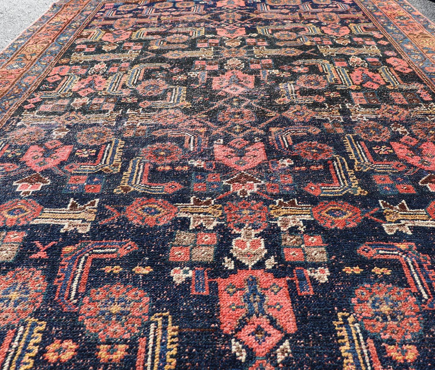 Tabriz Tapis persan ancien Bidjar aux motifs tribaux complexes et au bleu riche 4'4 x 7'2 en vente