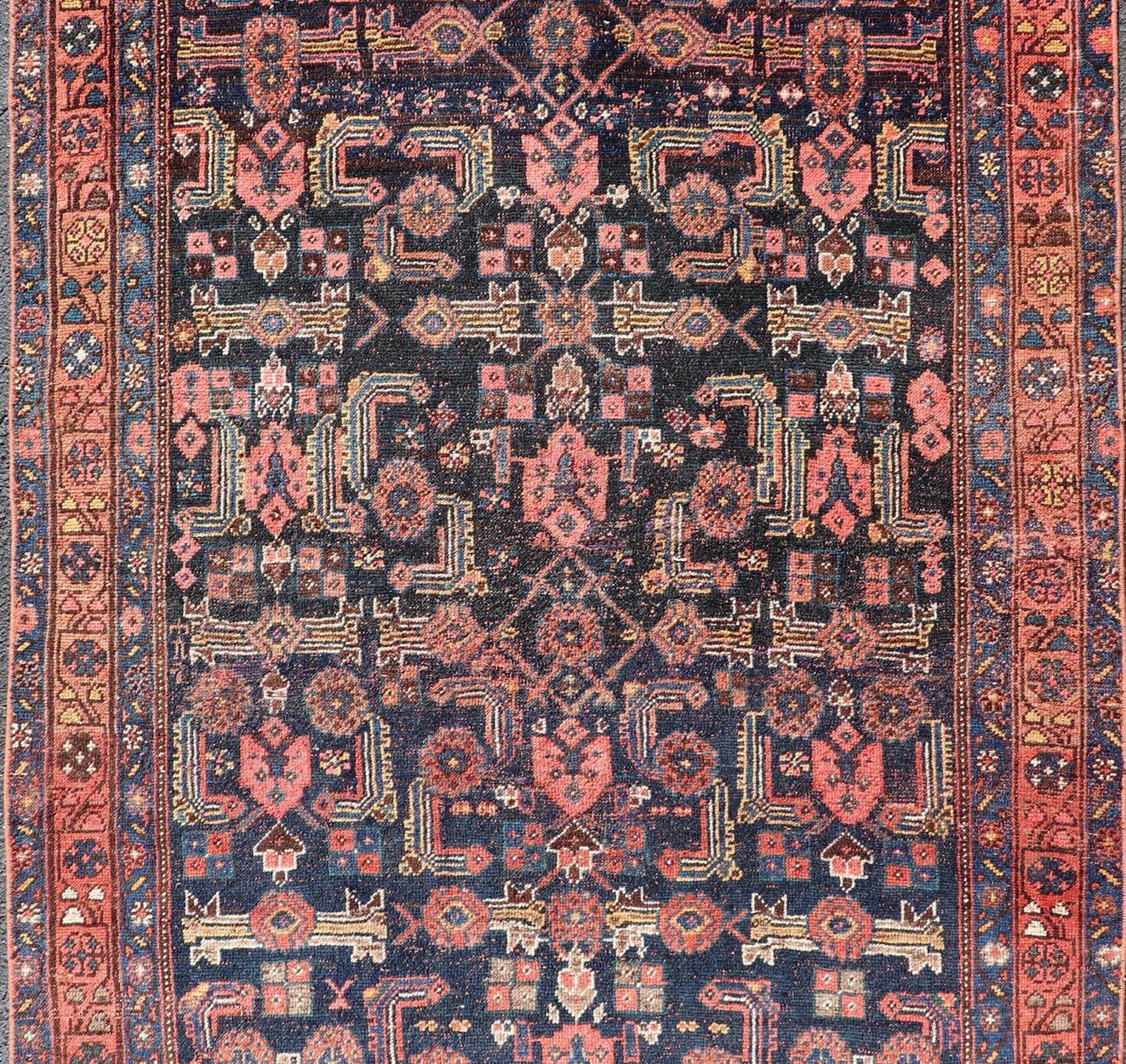 Laine Tapis persan ancien Bidjar aux motifs tribaux complexes et au bleu riche 4'4 x 7'2 en vente
