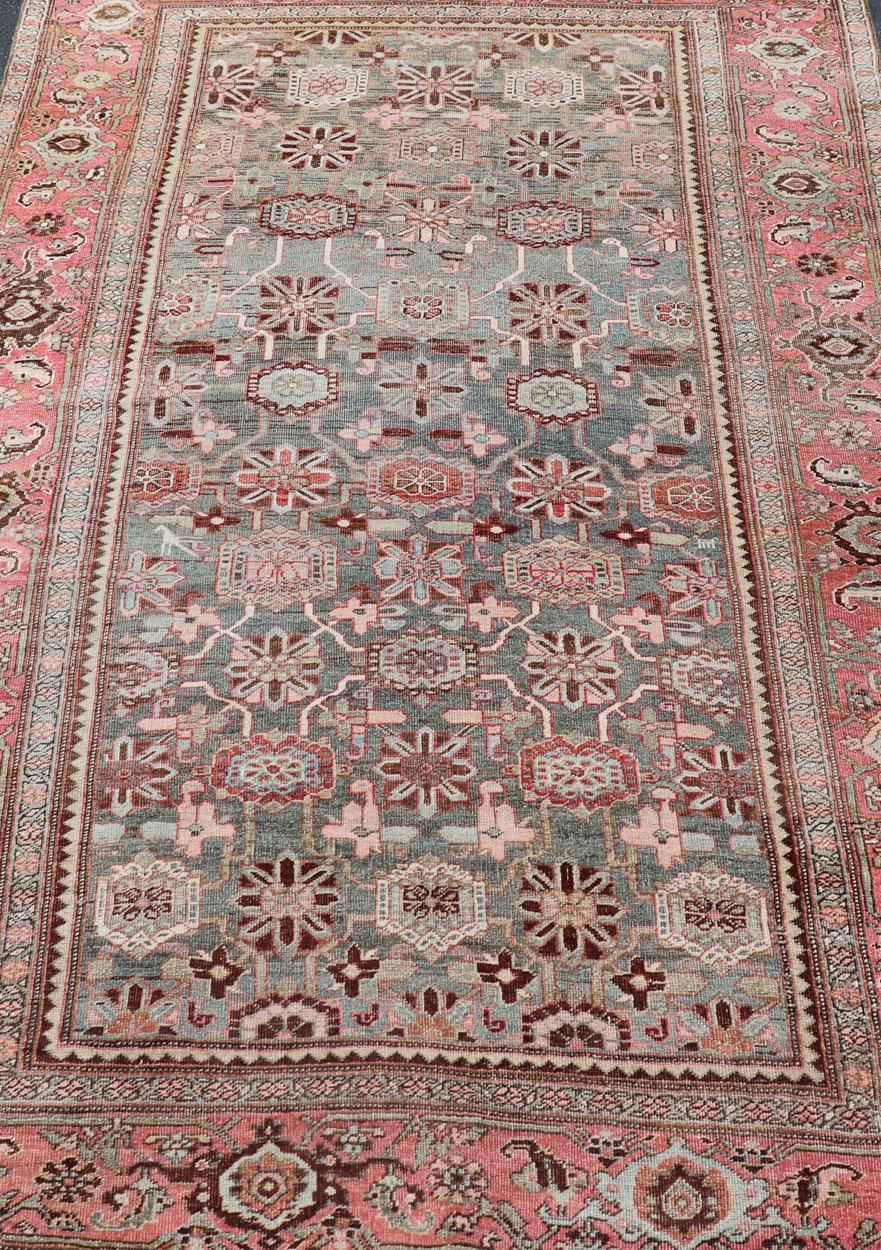 Antiker persischer Bidjar-Teppich mit weichem rosa und blauem Allover 4'5 x 7'2 im Angebot 3