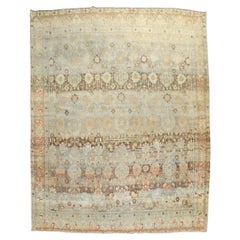 Antiker persischer quadratischer Bidjar-Teppich