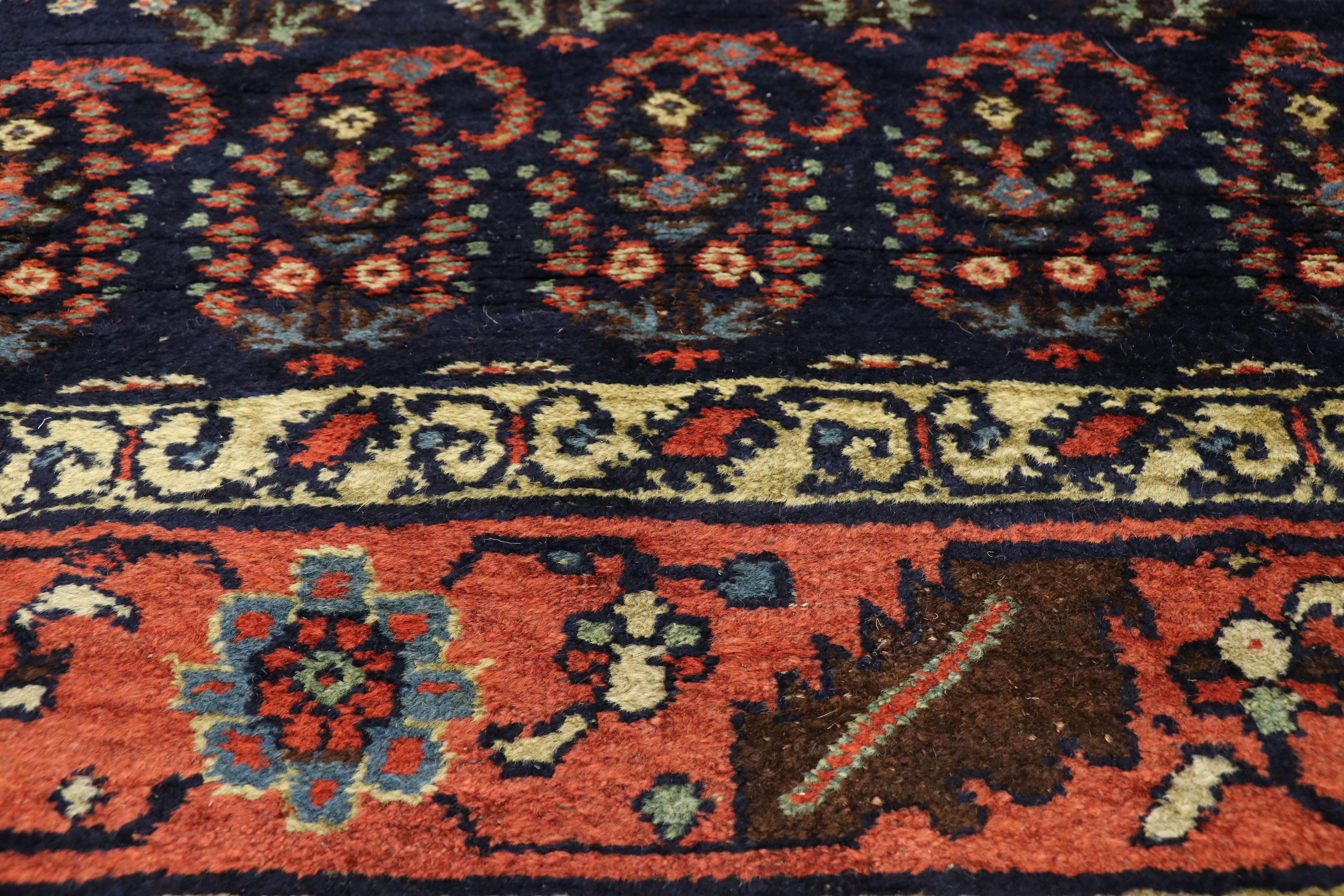 Persiano Antico runner persiano Bijar con design Boteh e stile vittoriano moderno in vendita