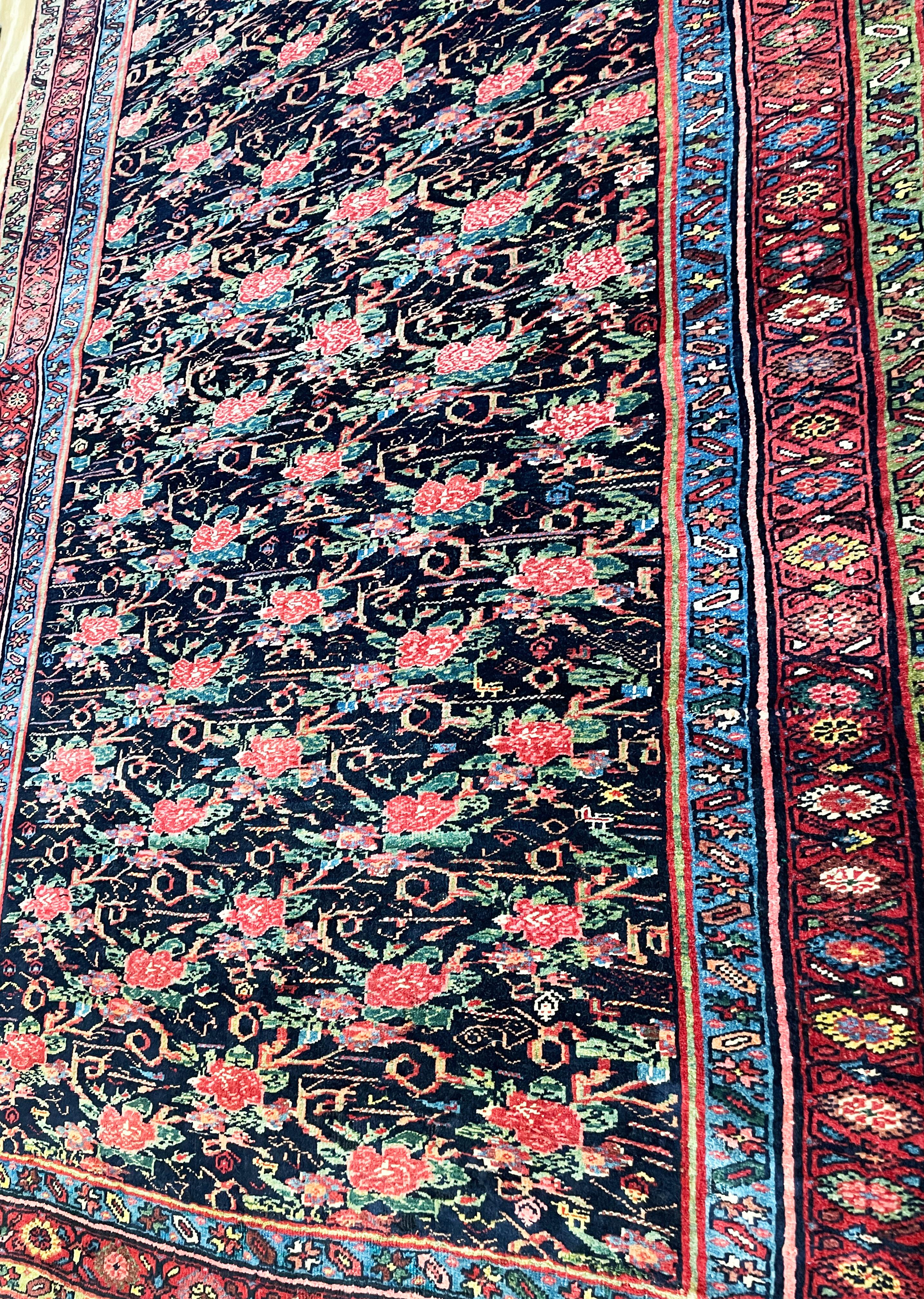 Antique Persian Bijar Halvayi Carpet, French Design For Sale 3