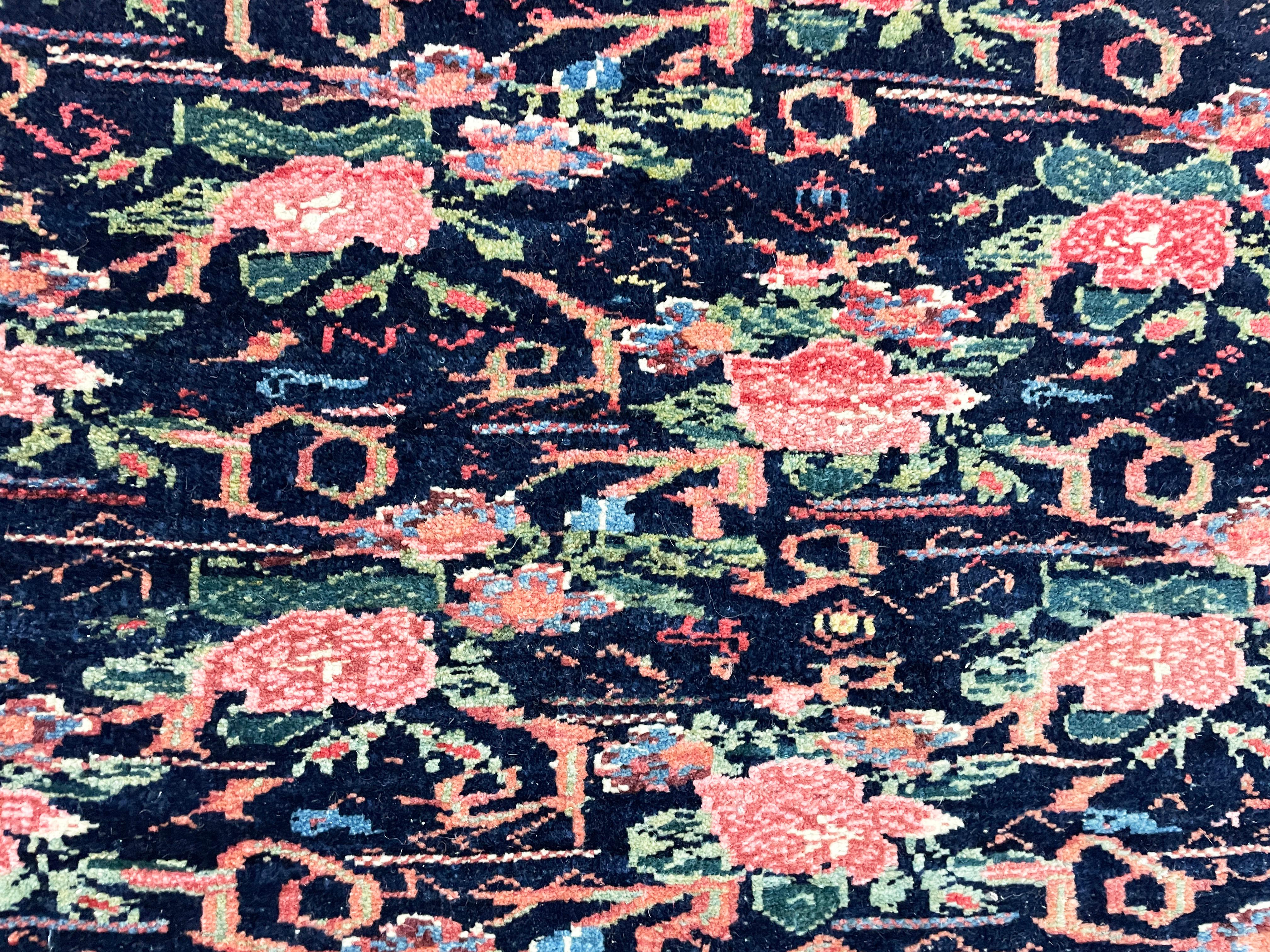 Antique Persian Bijar Halvayi Carpet, French Design For Sale 1