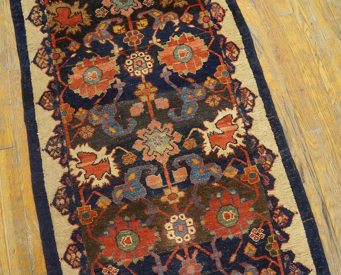 Tappeto persiano Bijar del XIX secolo ( 2'4'' x 9'9'' - 71 x 297 ) in vendita 5