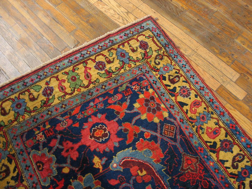 Antiker persischer Bijar-Teppich 4' 0'' x 17' 3'' im Zustand „Gut“ im Angebot in New York, NY