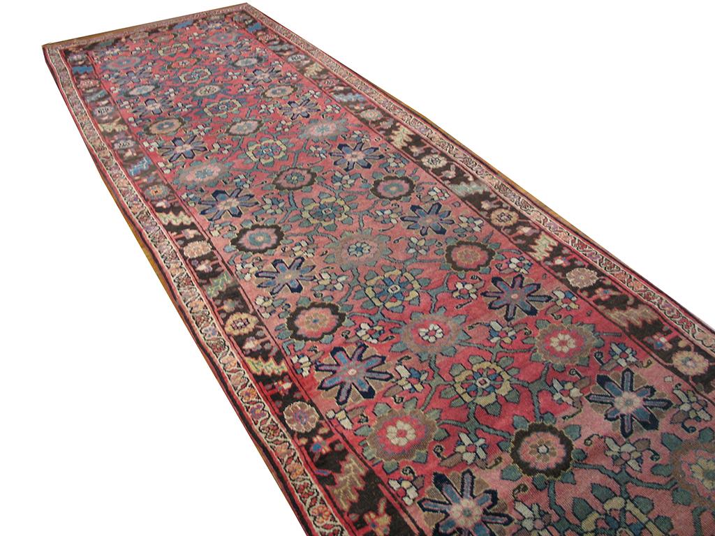 Antique Persian Bijar Rug In Good Condition For Sale In New York, NY