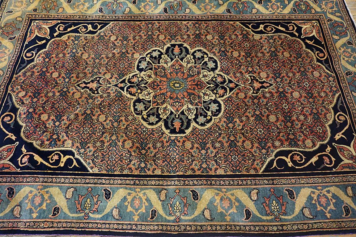 Wool Early 20th Century W. Persian Bijar Carpet ( 4' x 7' - 140 x 215 ) For Sale