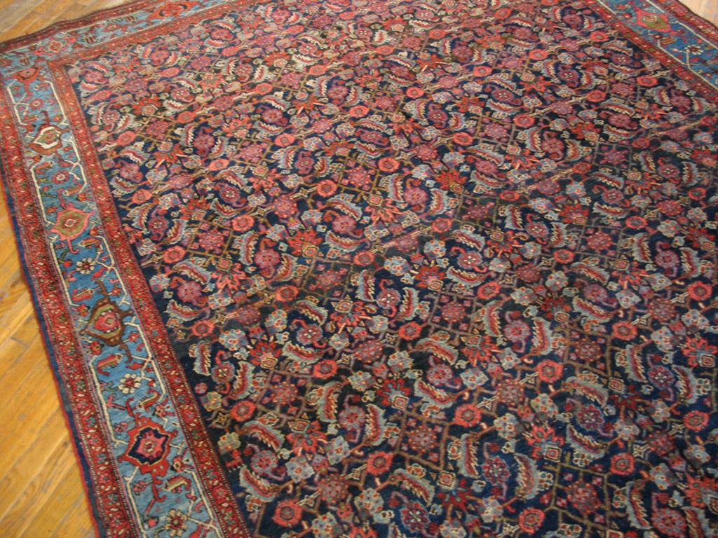 Antiker persischer Bidjar-Teppich (Handgeknüpft) im Angebot