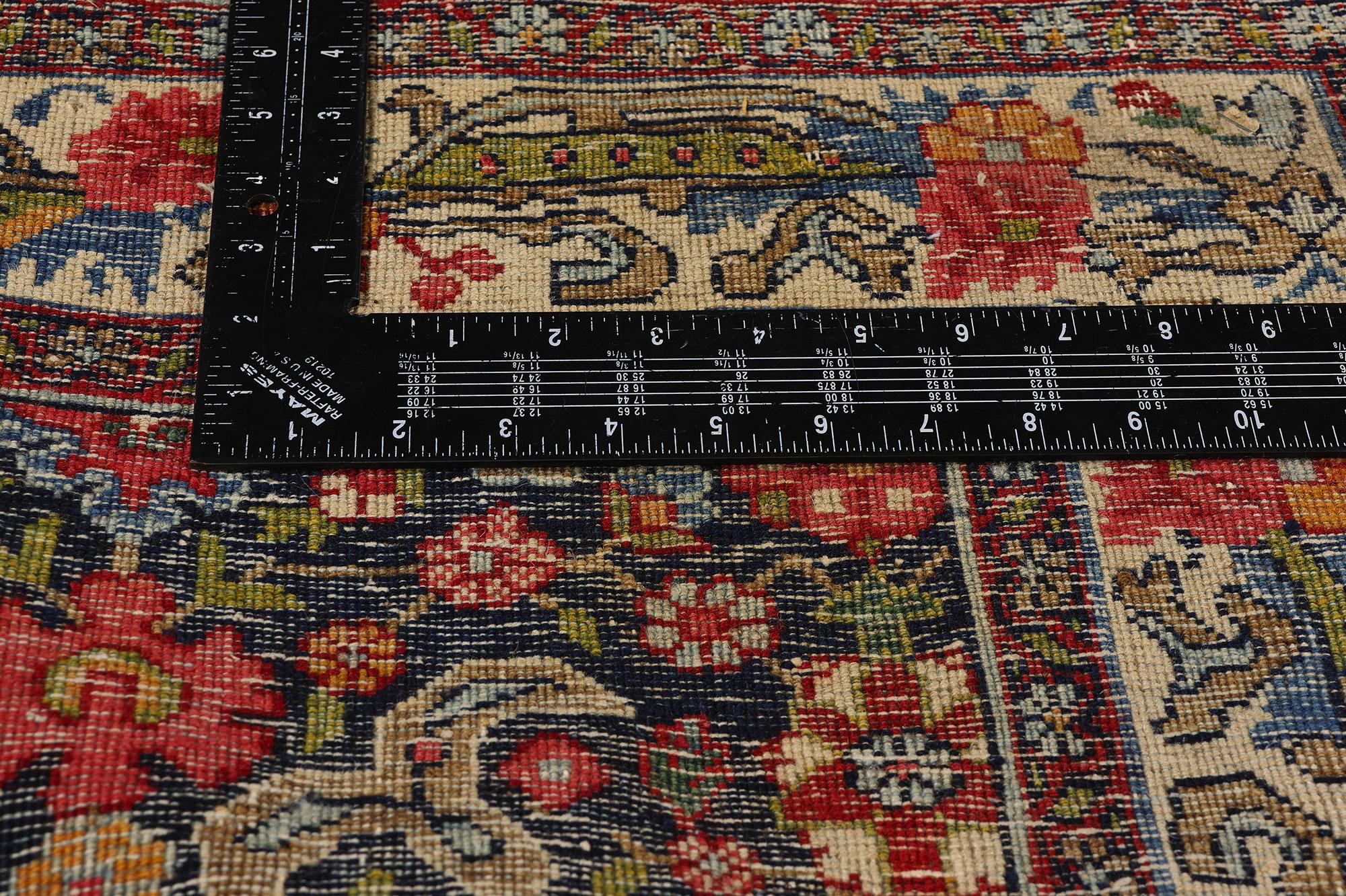 Antiker persischer Bijar-Teppich mit Mina Khani, Mina Khani im Zustand „Gut“ im Angebot in Dallas, TX